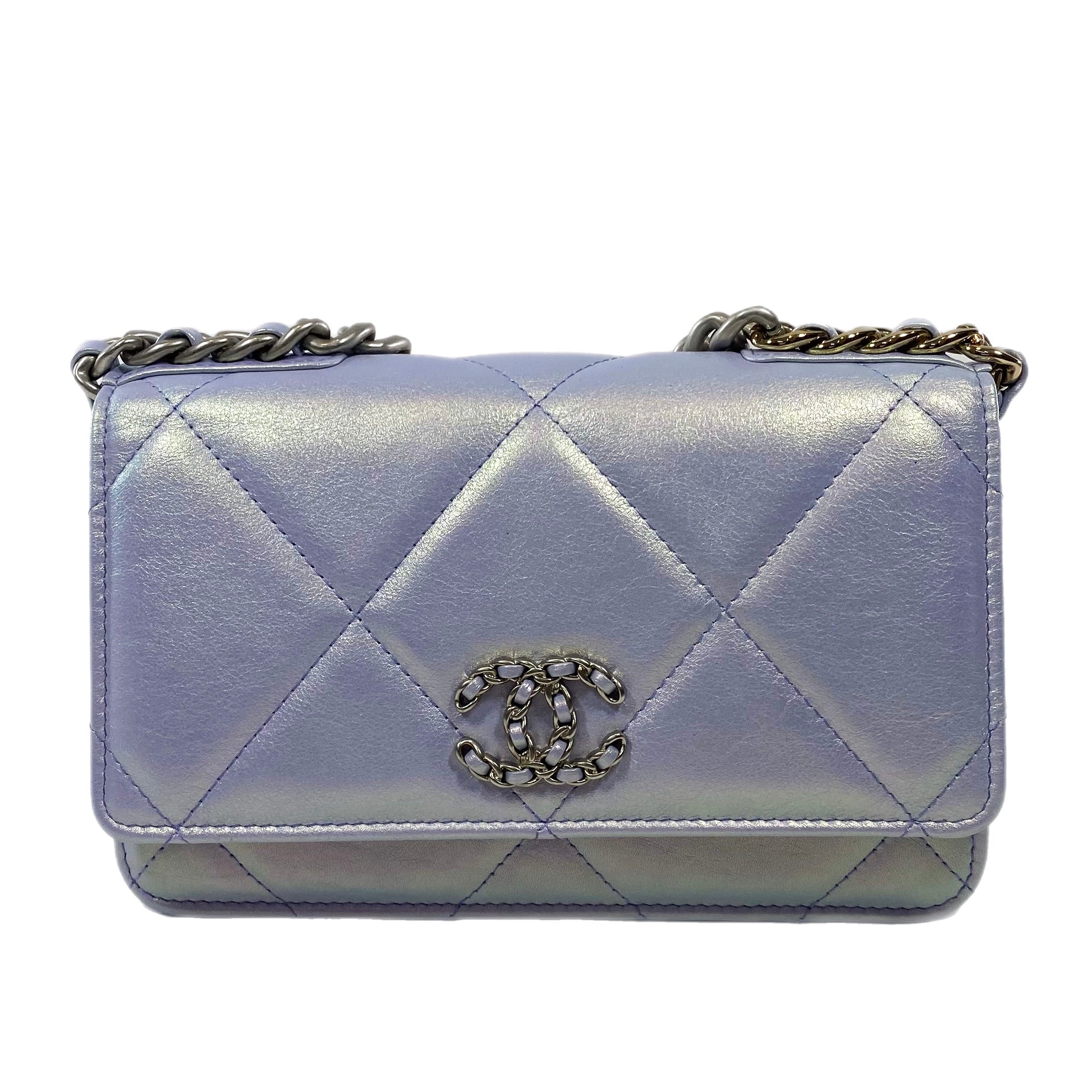 Chanel 19 Iridescent Light Purple Quilted Calfskin Wallet On Chain