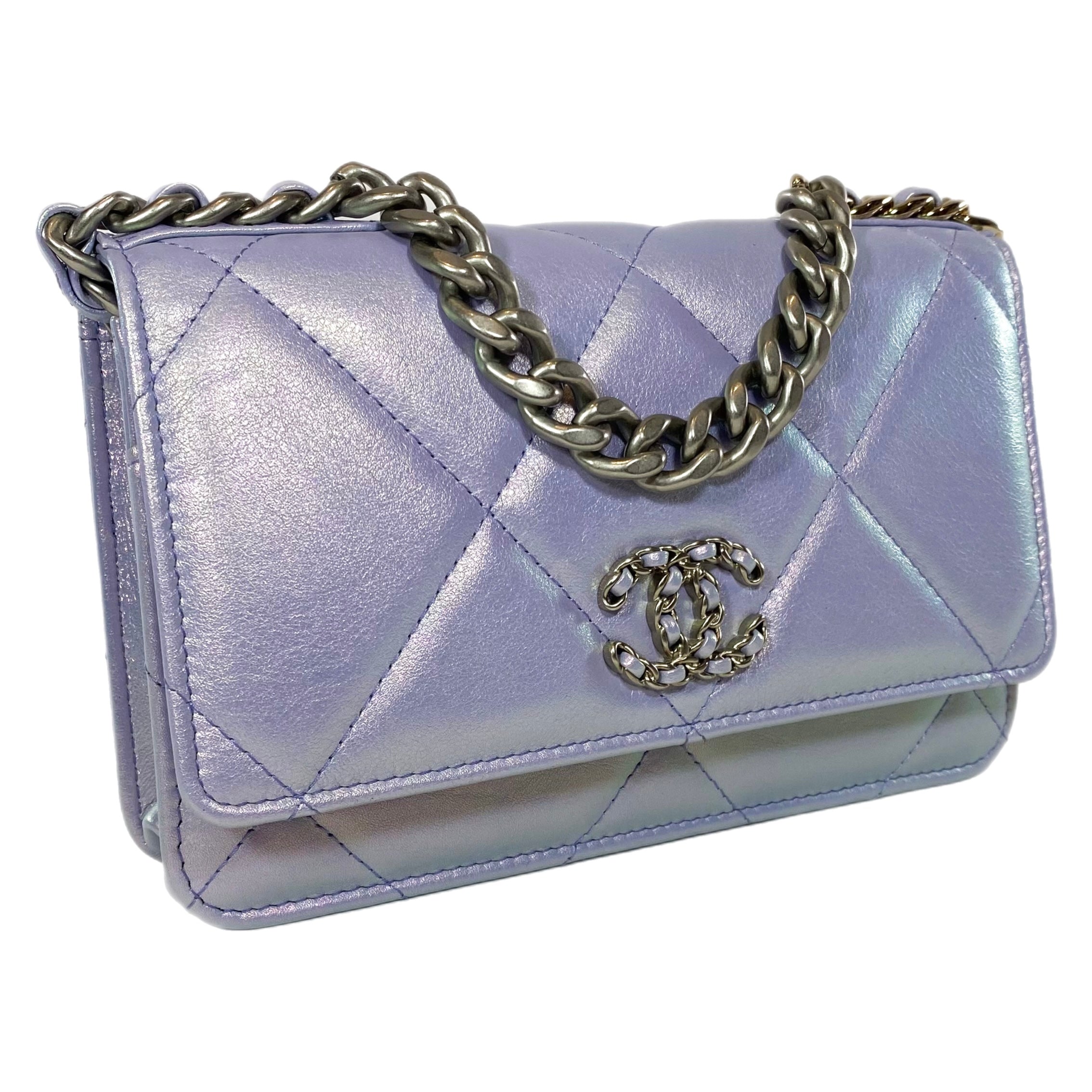 Chanel 19 Iridescent Light Purple Quilted Calfskin Wallet On Chain