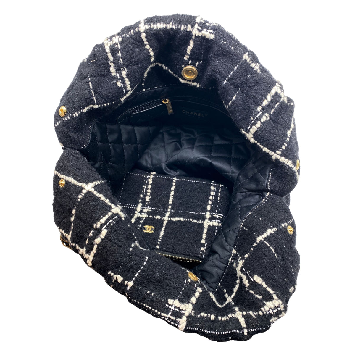 Chanel 22 Large Tweed Multicolor
