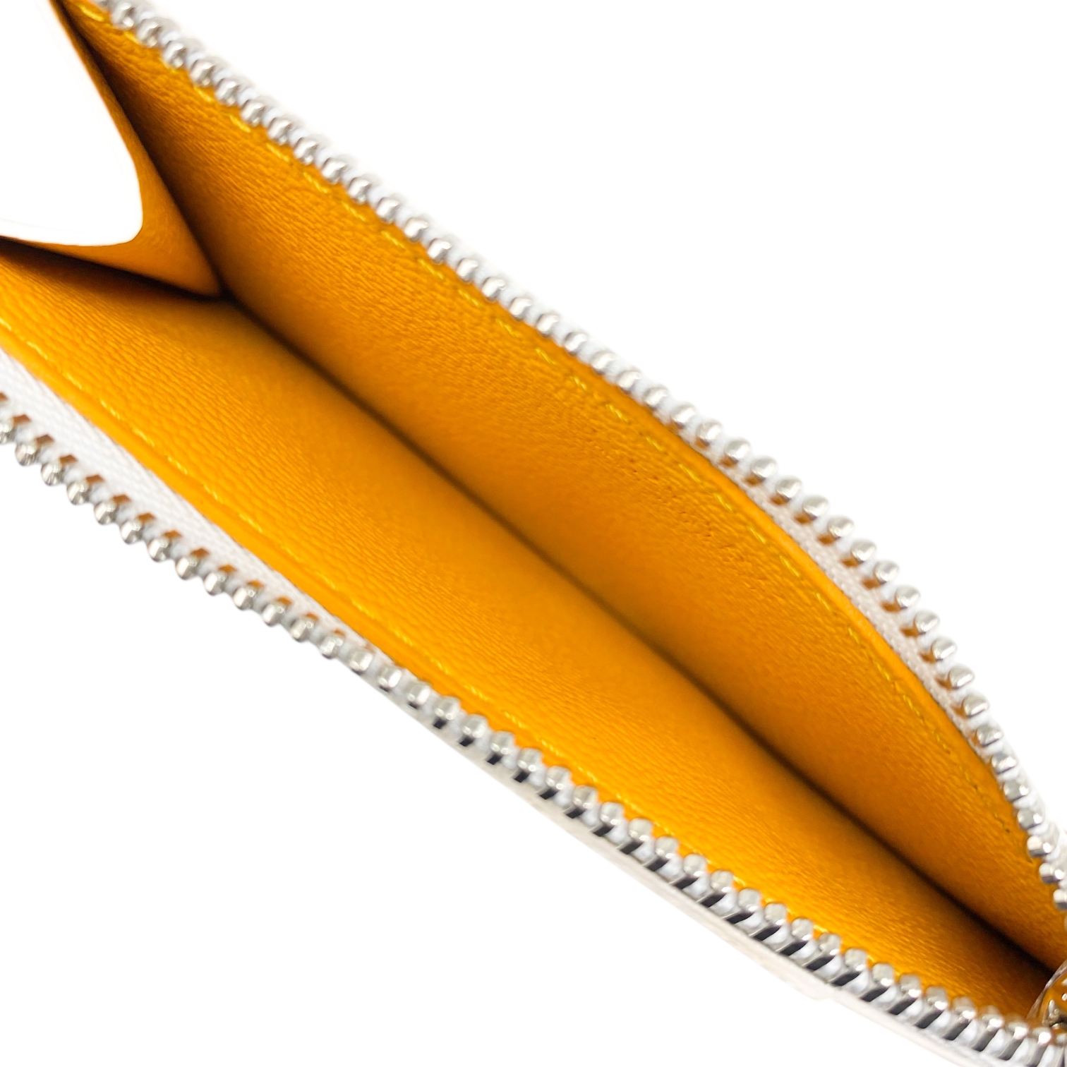 Goyard White Bourbon Zipped Card Holder