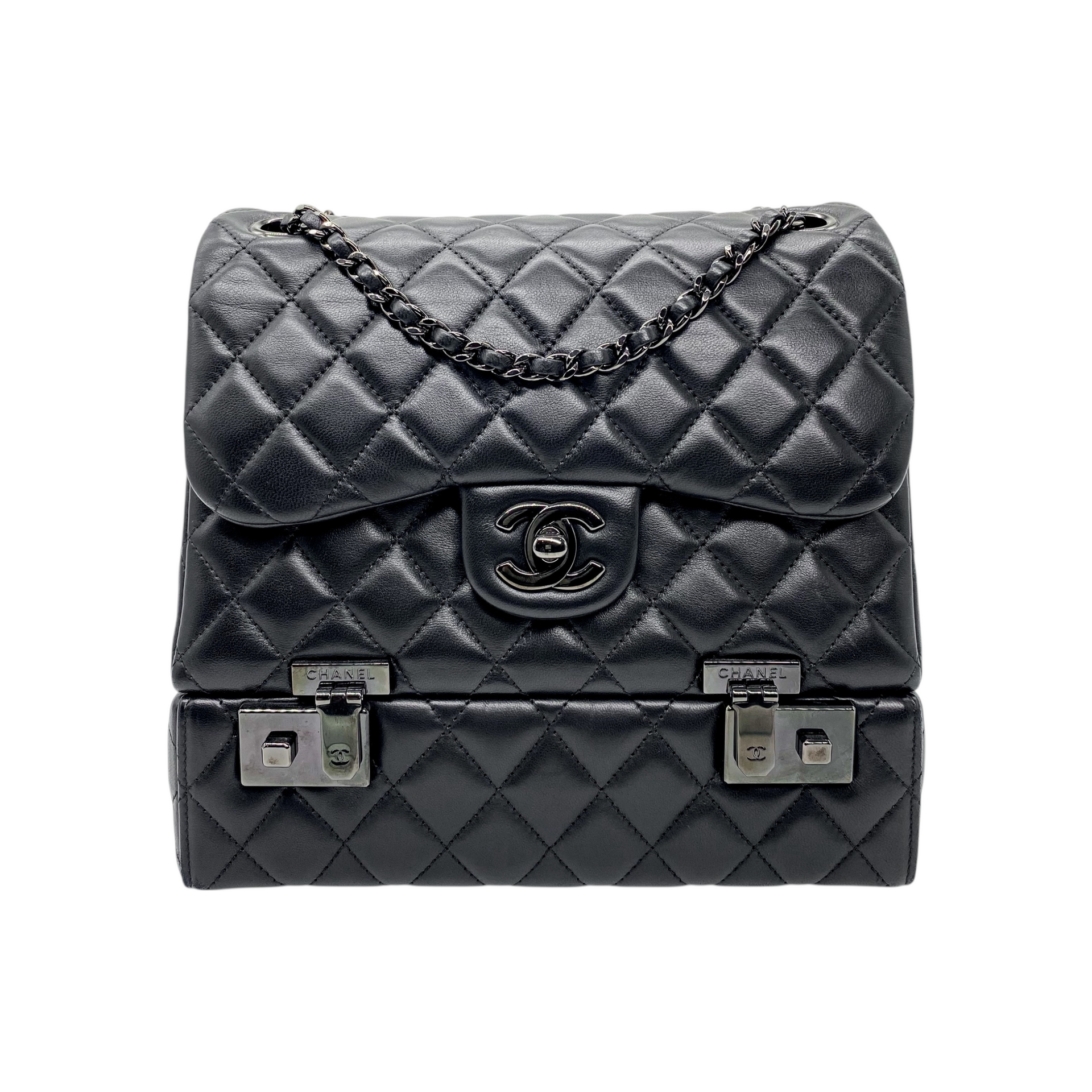 Chanel So Black Cockpit Flap Bag – Consign of the Times ™