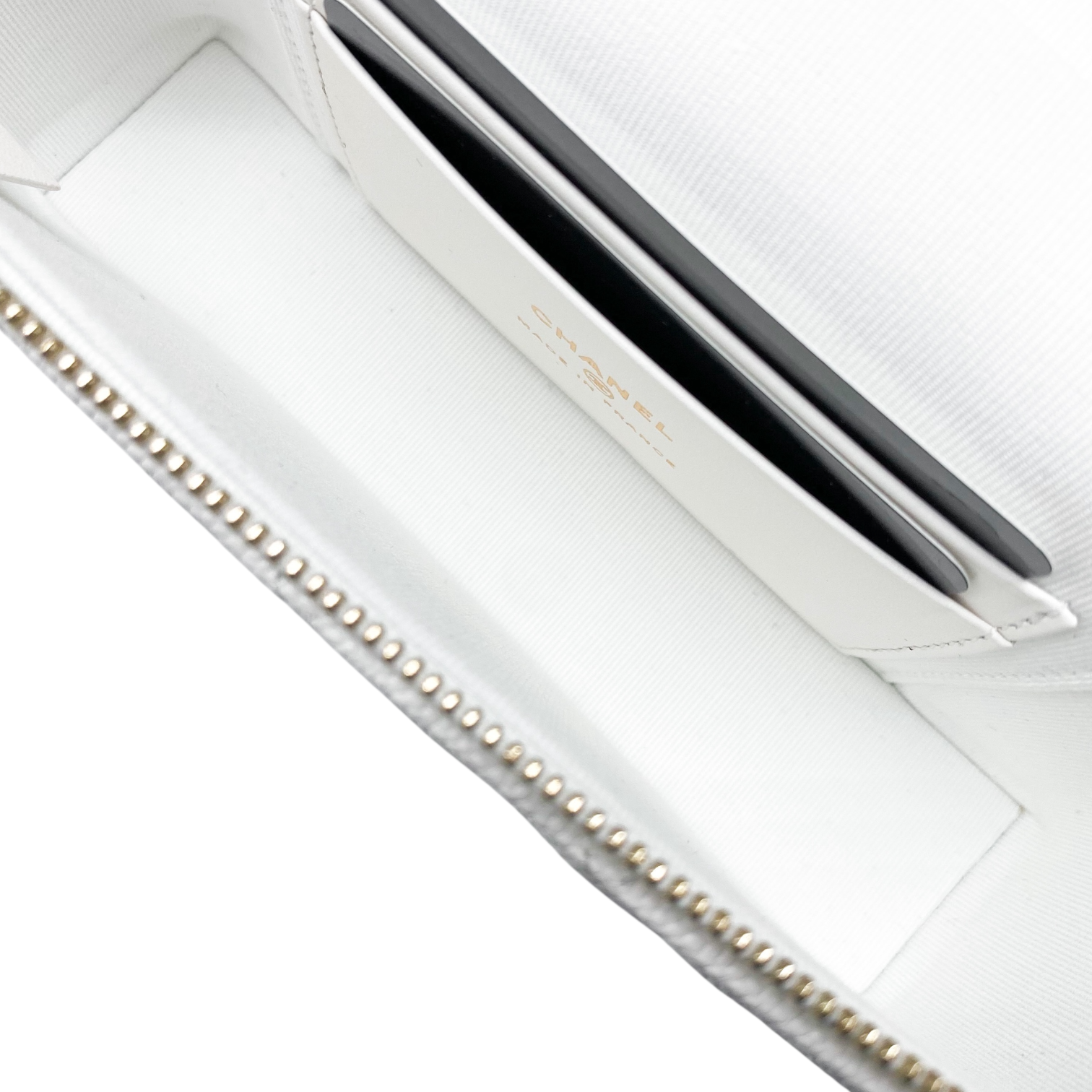 Chanel White Top Handle Slim Vanity With Chain