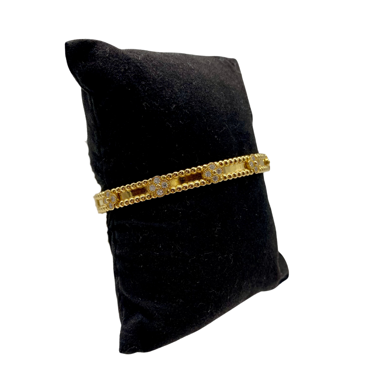 Van Cleef & Arpels Perlée Sweet Clovers Bracelet Gold