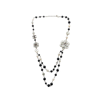 Chanel Black White Pearl CC Logo Necklace