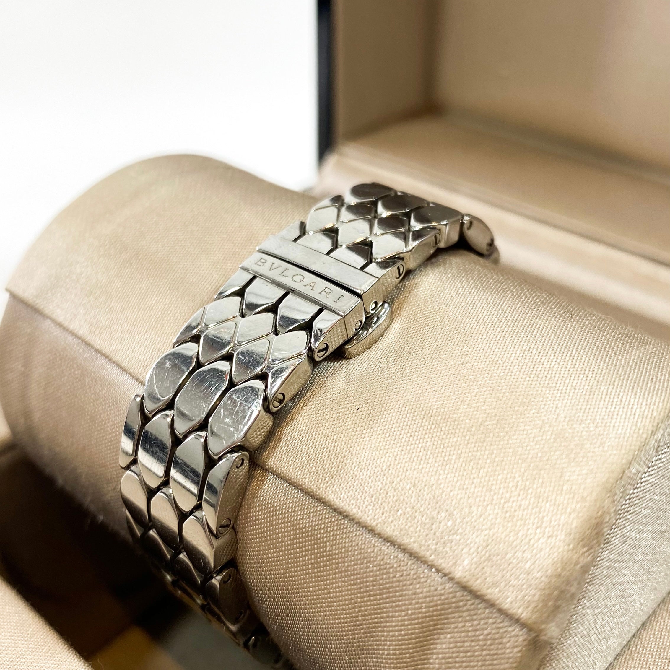 Bulgari Serpent Seduttori Diamond Watch