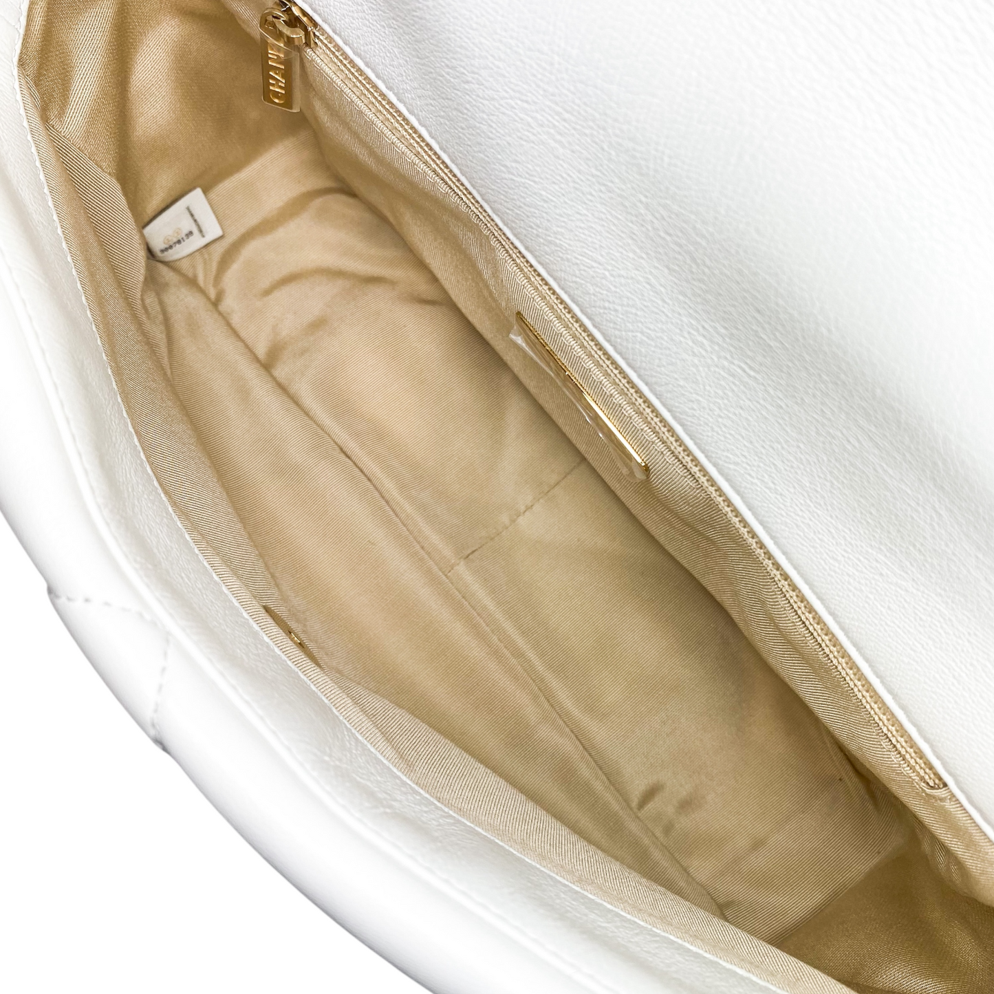 Chanel 19 White Large