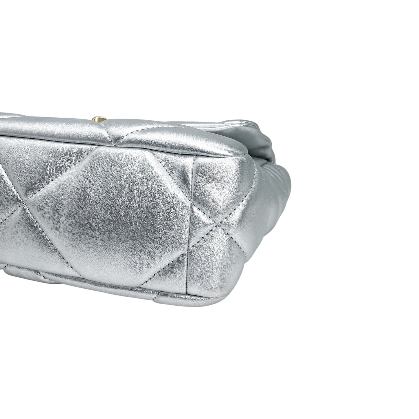 Chanel 19 Silver Medium