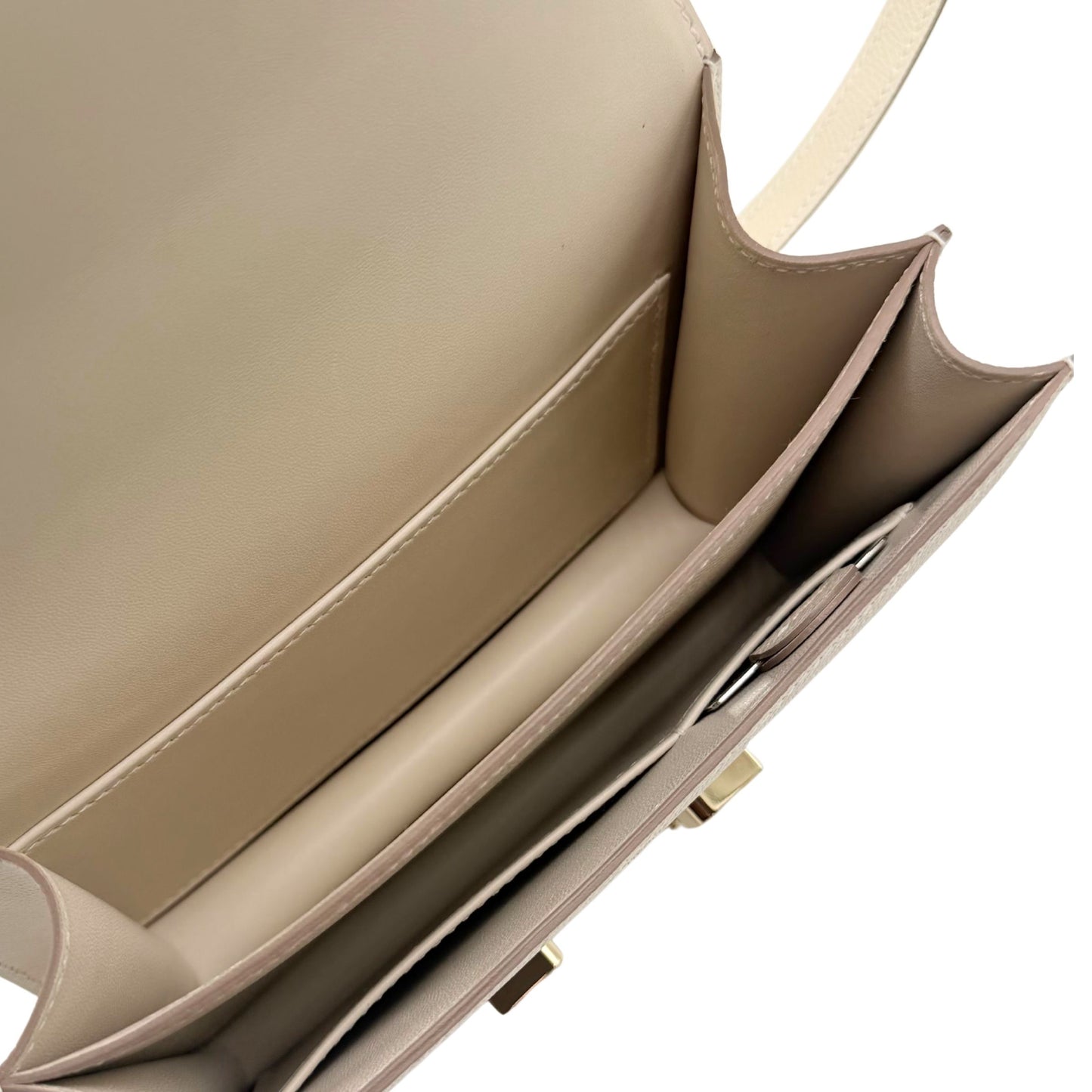 Hermès Constance 18 Craie Epsom Permabrass Hardware