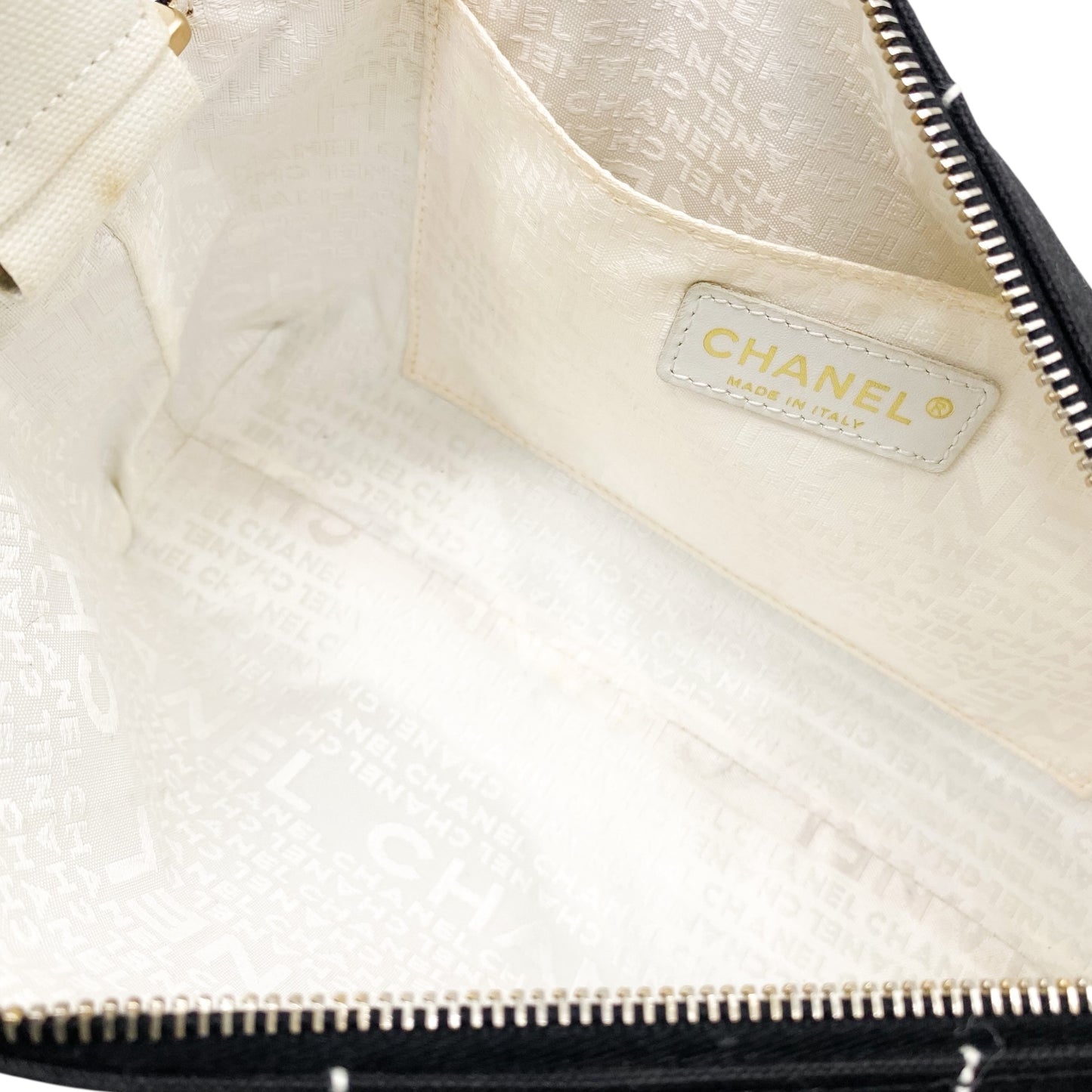 Chanel Black White Vintage Chocolate Bar Bag