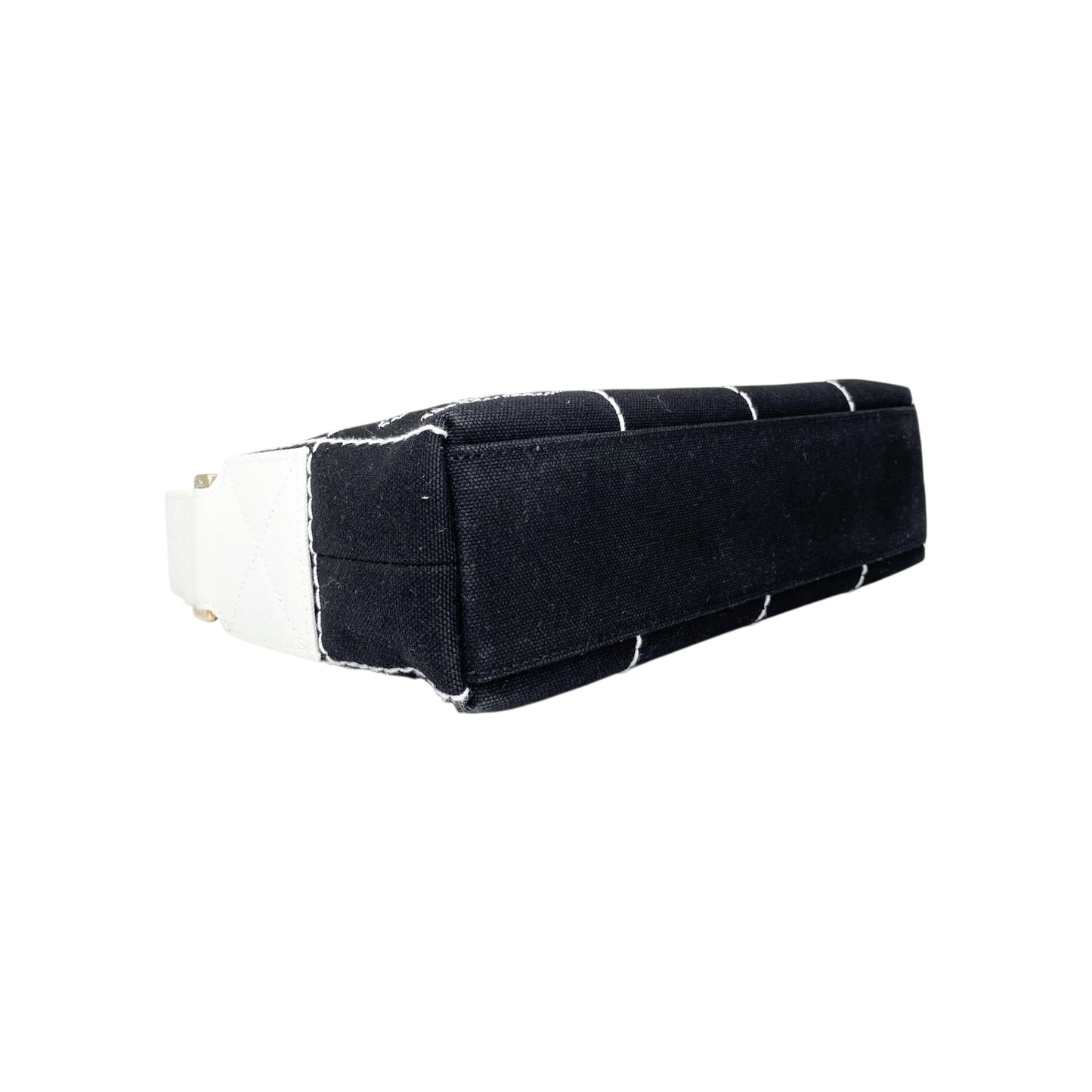 Chanel Black White Vintage Chocolate Bar Bag