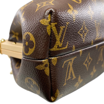 Louis Vuitton Monogram Clutch