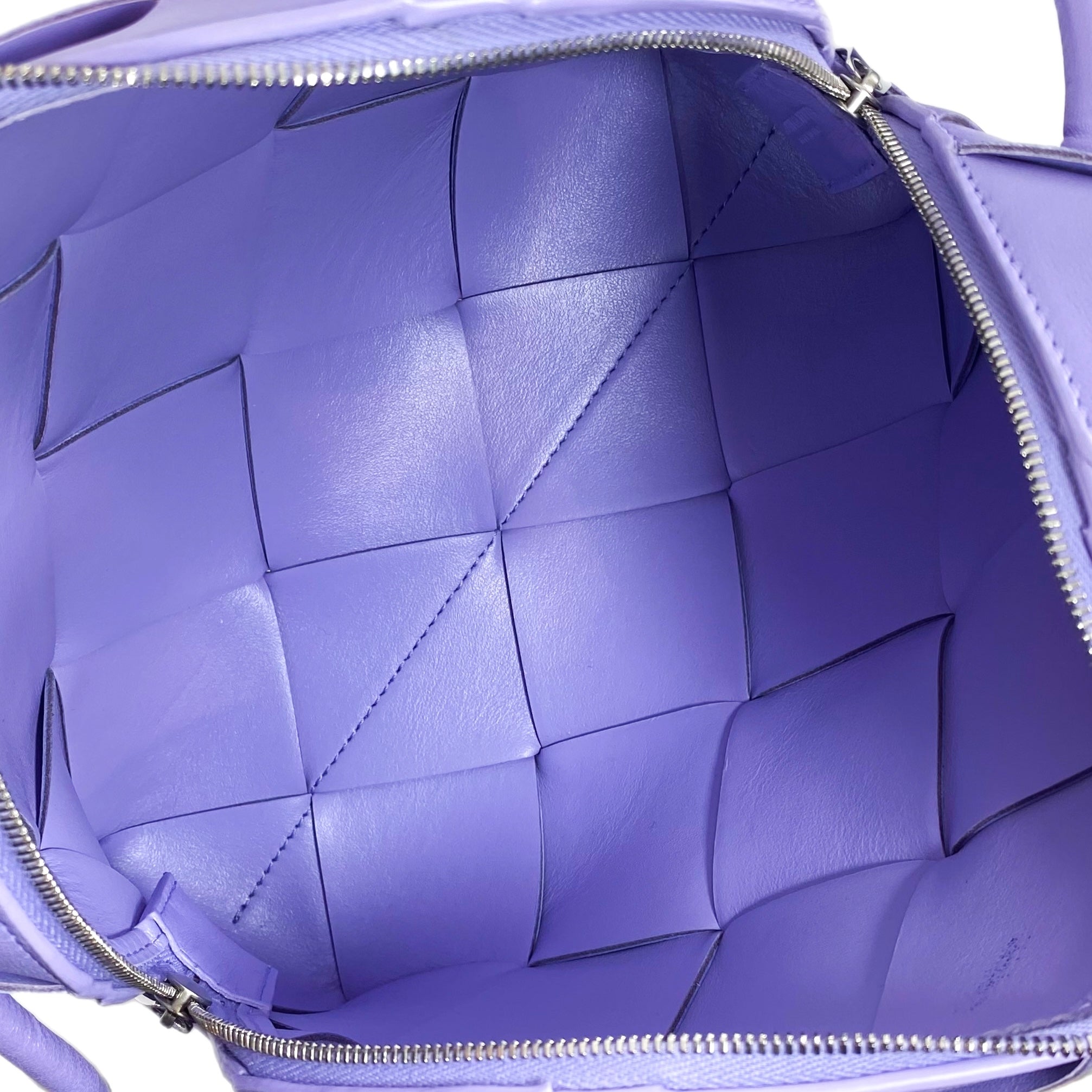 Bottega Veneta Small Wisteria Cassette Camera Bag