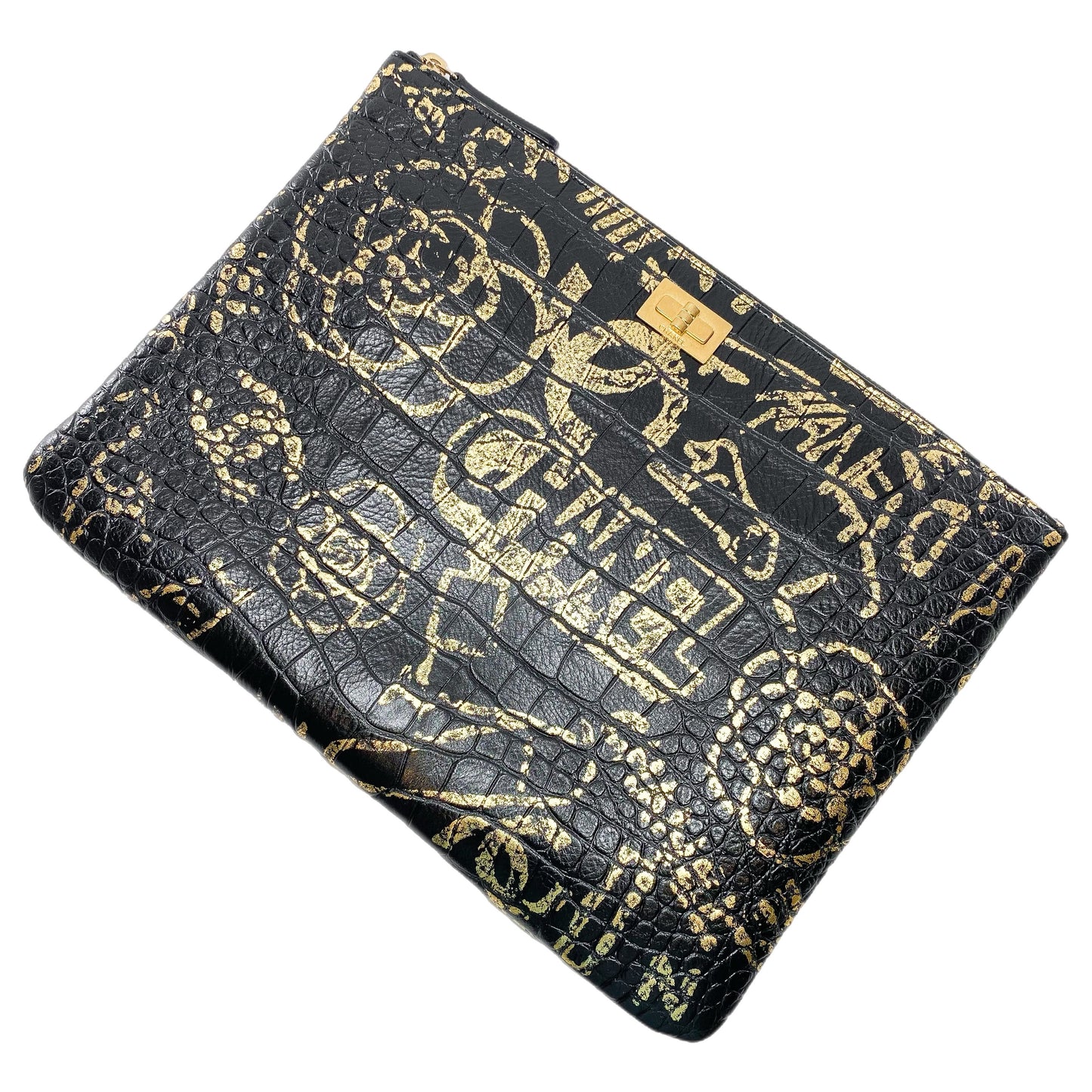 Chanel Black Gold Crocodile Embossed Calfskin Graffiti 2.55 Medium Cocodile Reissue Cosmetic Case