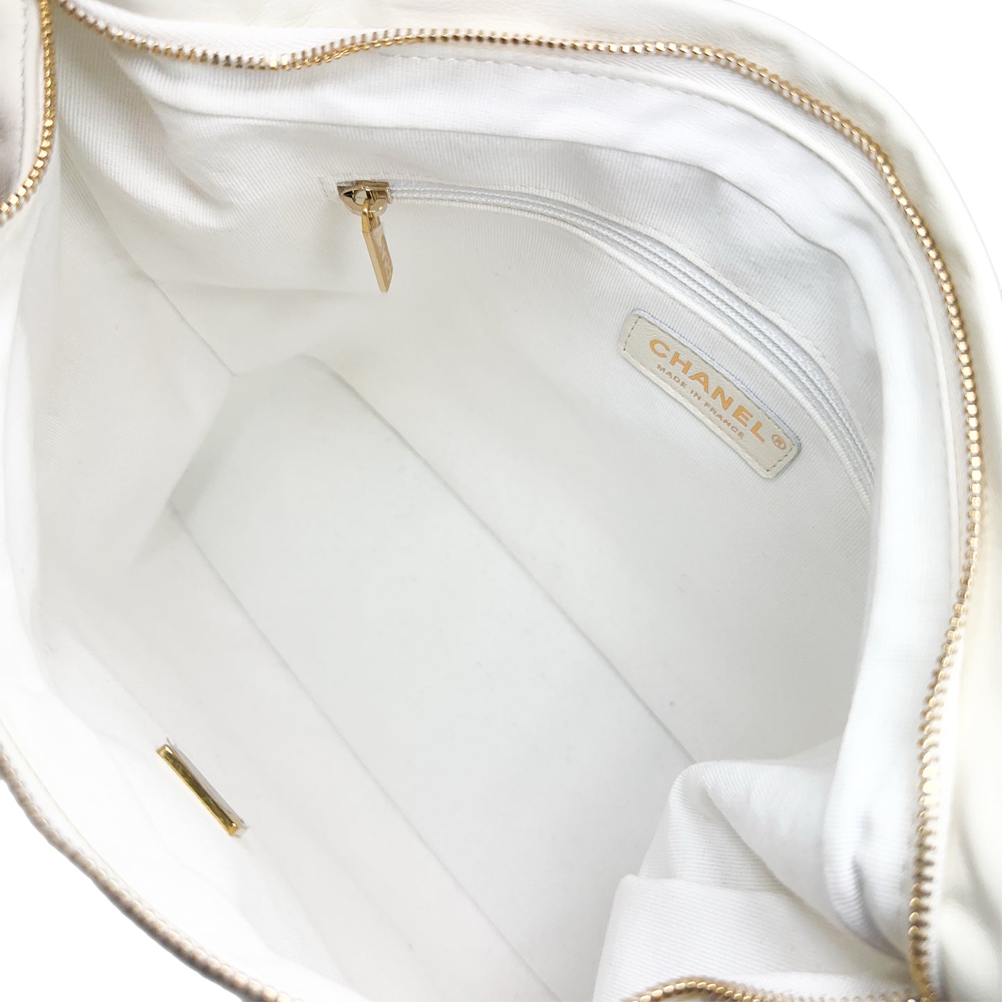 Chanel White Quilted Daily Hobo Bag