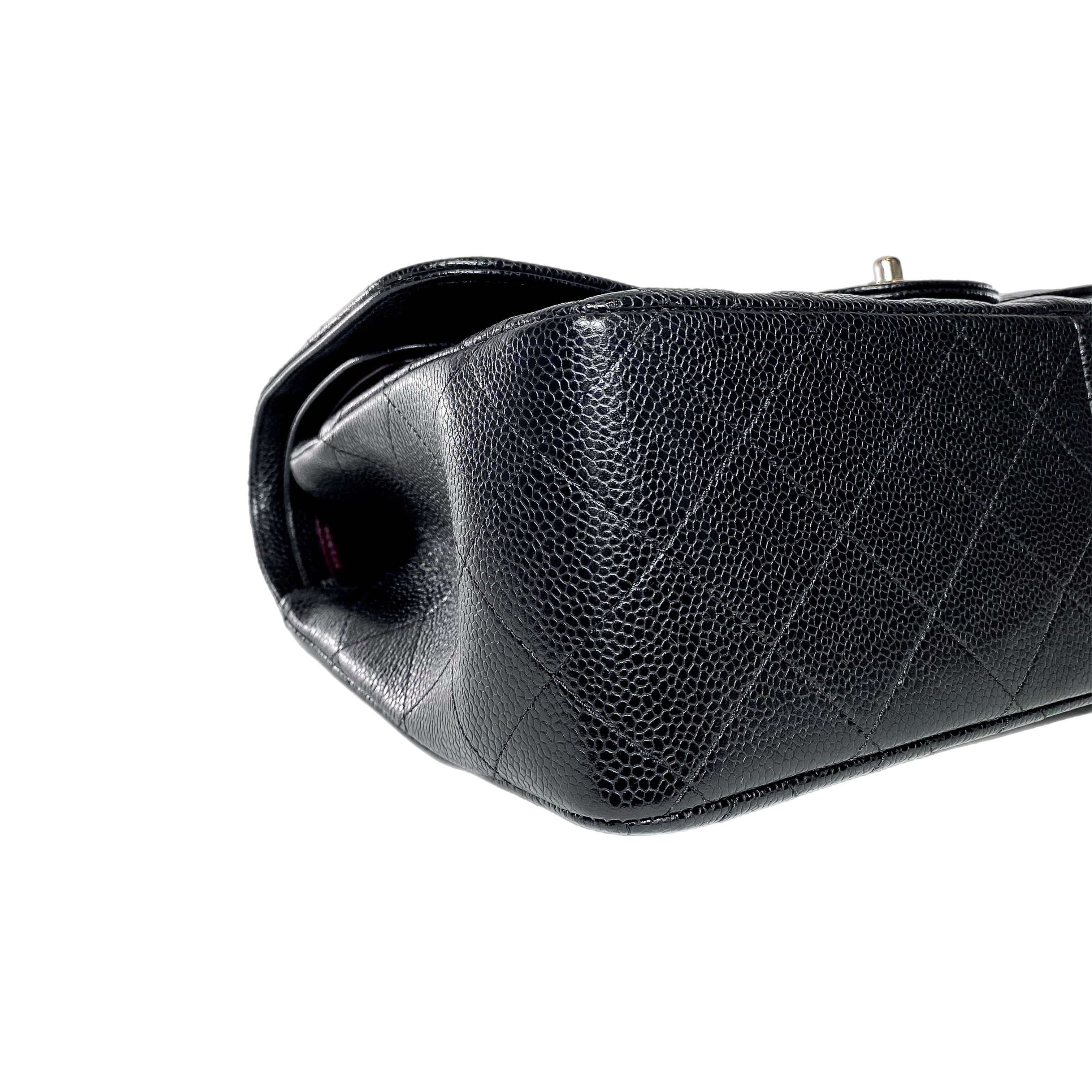 Chanel Black Jumbo Double Flap Bag – Consign of the Times ™