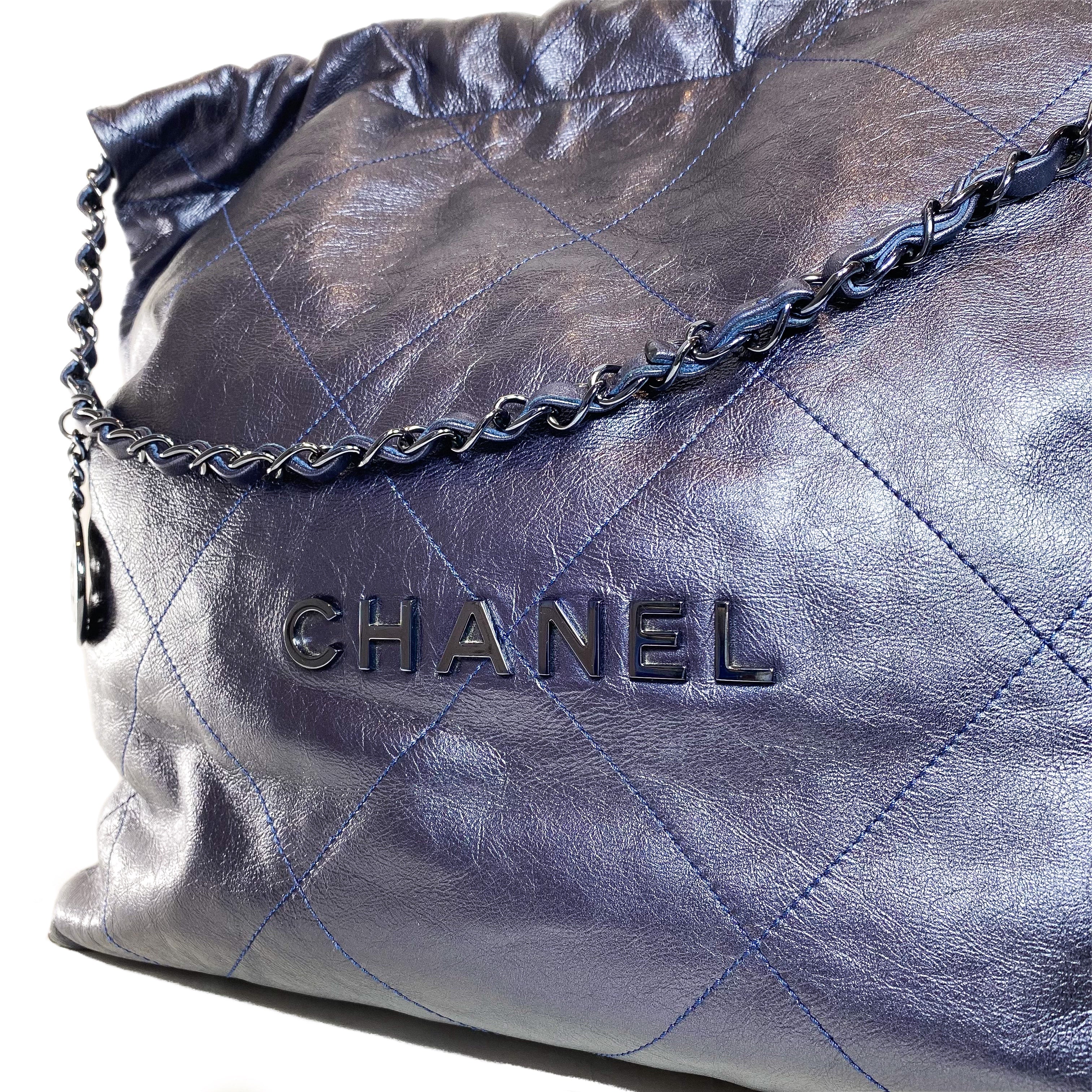 Chanel 22 Quilted Metallic Navy Blue – Consign of the Times ™