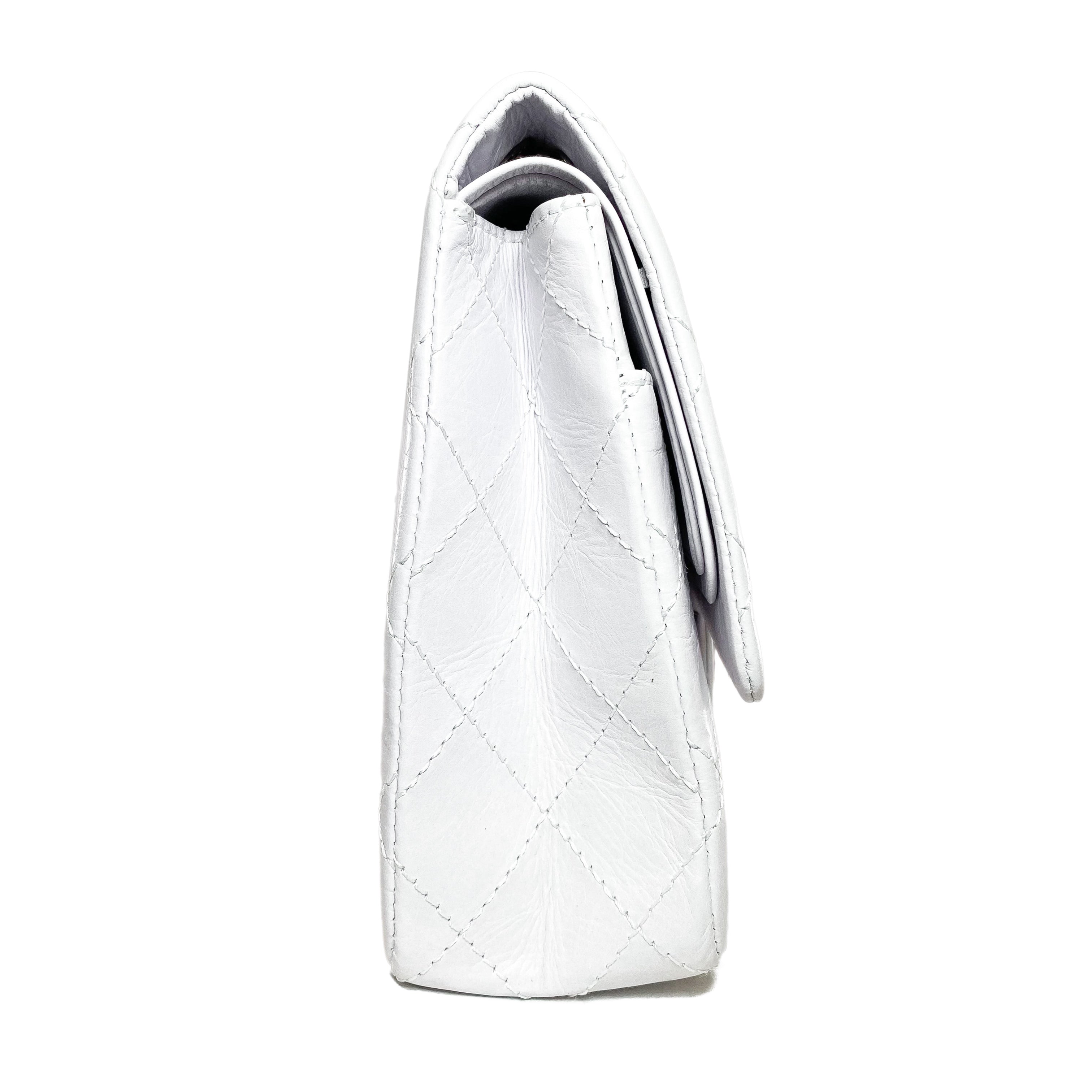 Chanel White 2.55 Reissue 227 Flap Bag – Consign of the Times ™