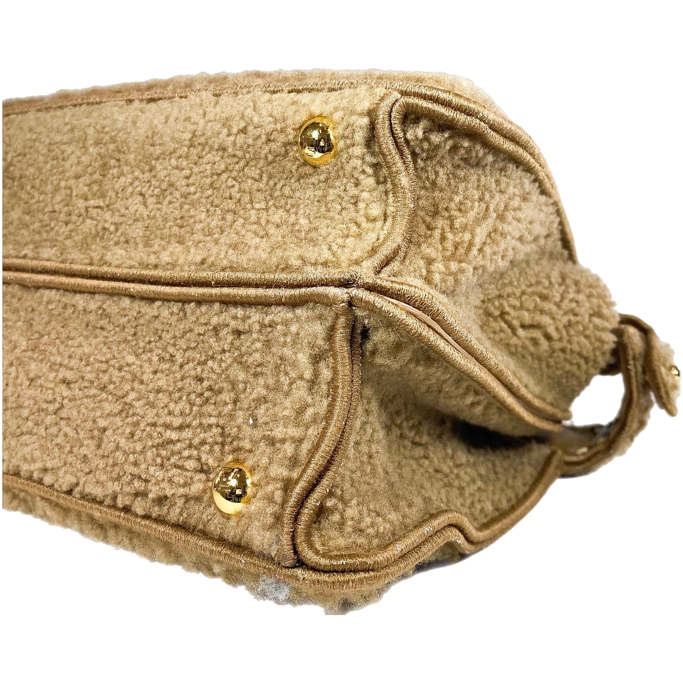 Fendi Small Camel Peekaboo ISeeU Shearling