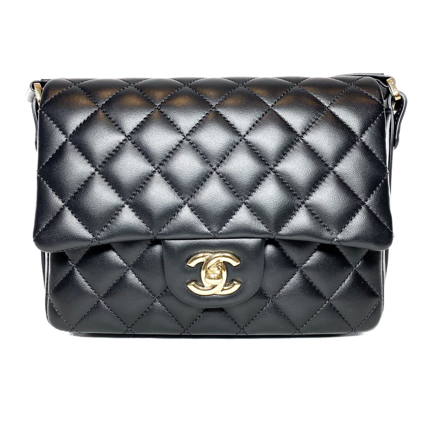 Chanel Black Quilted Bolero de Chanel Flap Bag