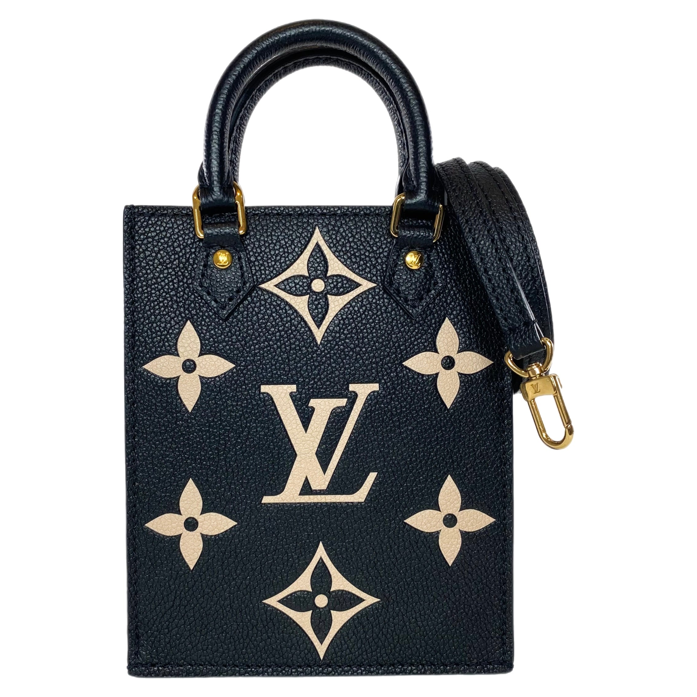 Louis Vuitton Petite Black Sac Plat