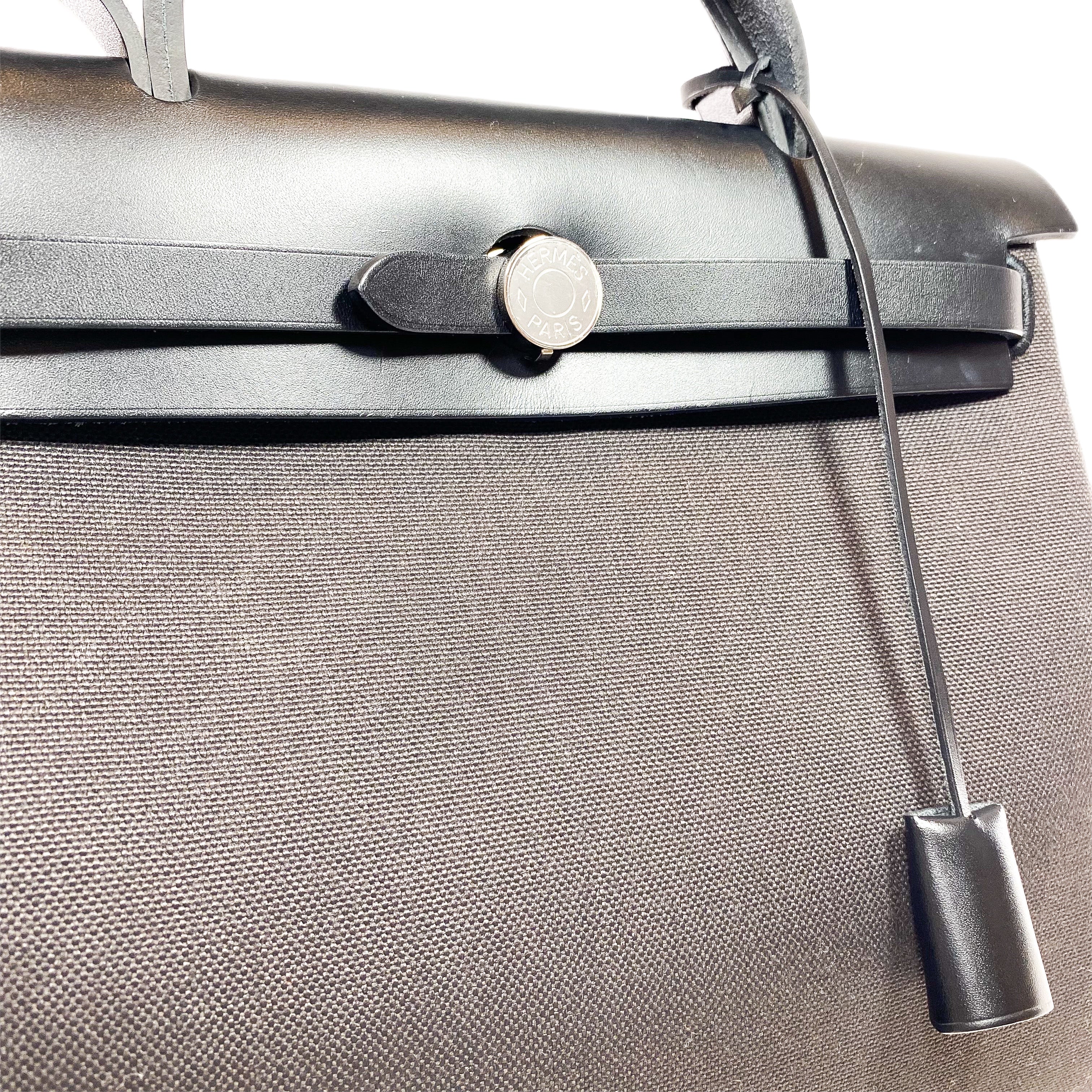 Hermes Black Ebene Toile Vache Hunter Herbag Zip 31 PM