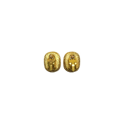 Chanel Gold Pearl Clip On Vintage Earrings