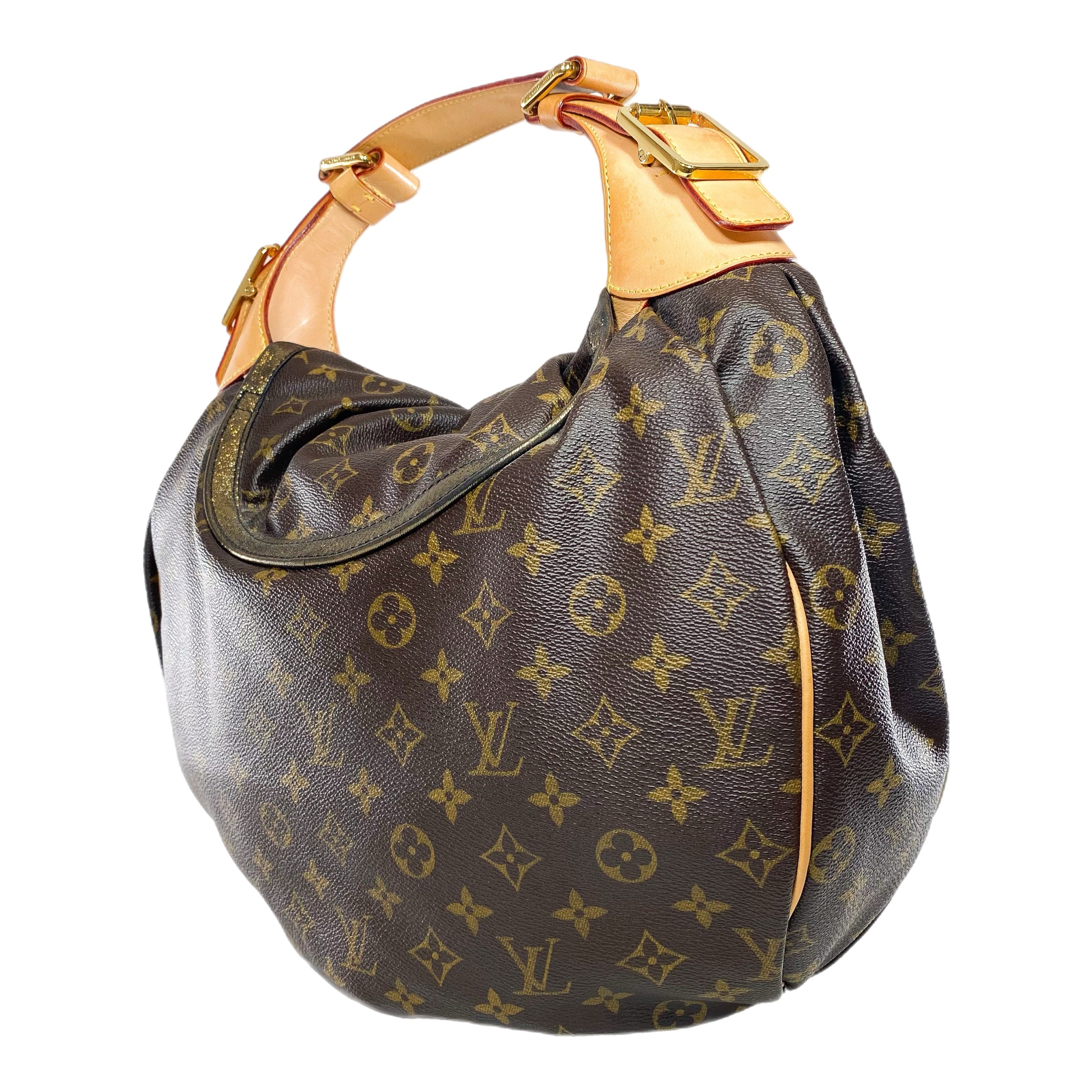 Louis Vuitton Monogram Kalahari GM