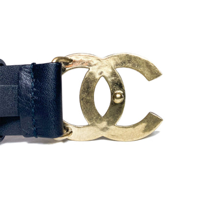 Chanel Black Quilted CC Buckle Belt