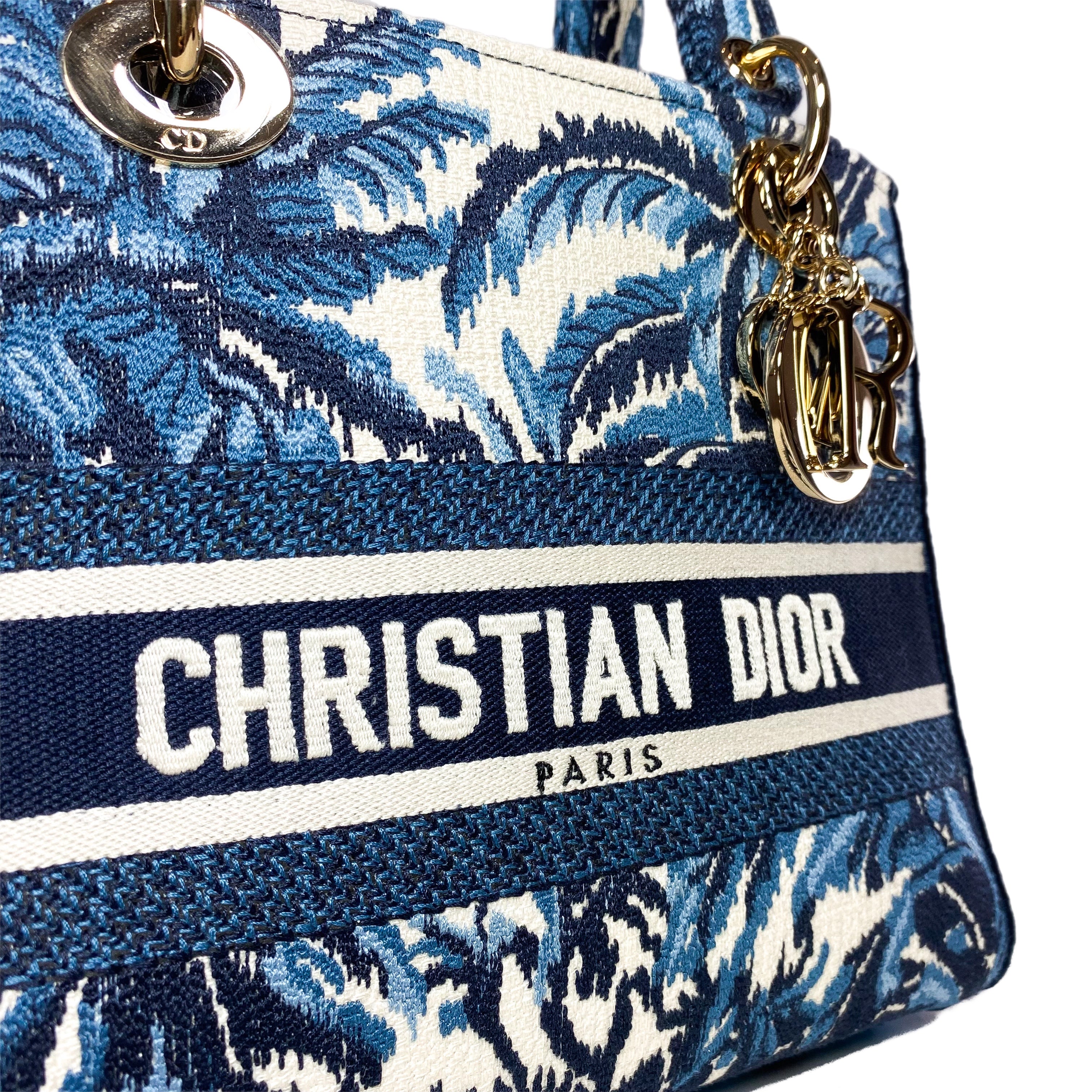 Dior Lady Dior Blue Embroidered Canvas Medium D-Lite – Consign of