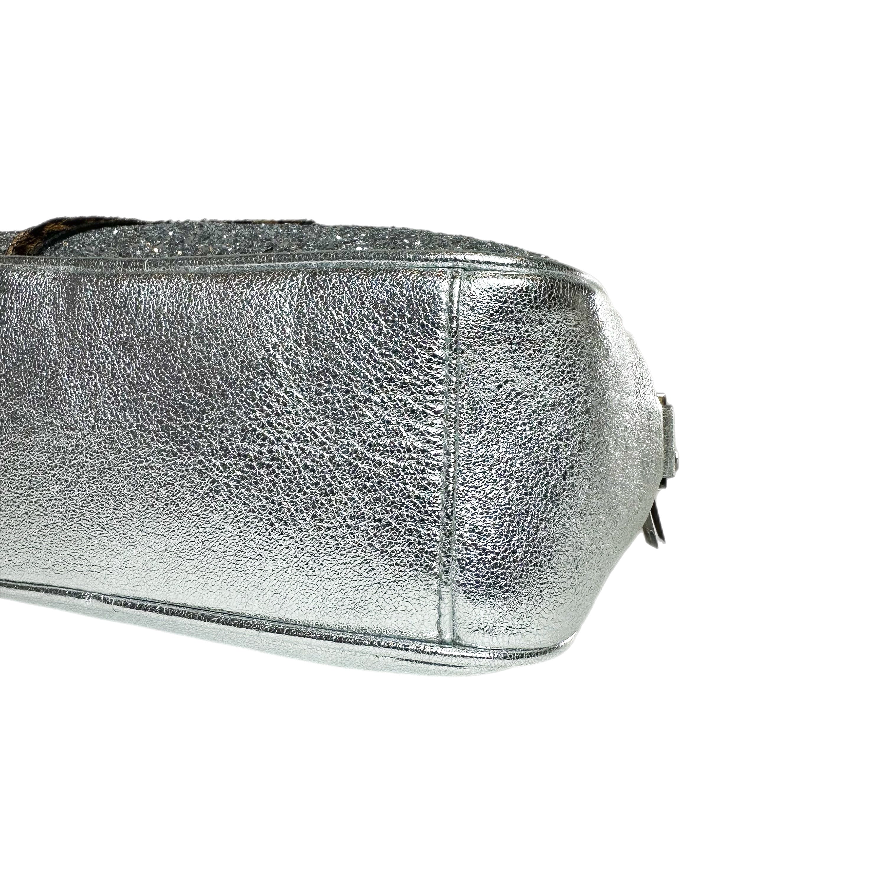 GOLDEN ☆24SS スターロゴ チェーン クロスバッグ SILVER Golden Goose - Star Silver Glitter Star Leather Crossbody Bag