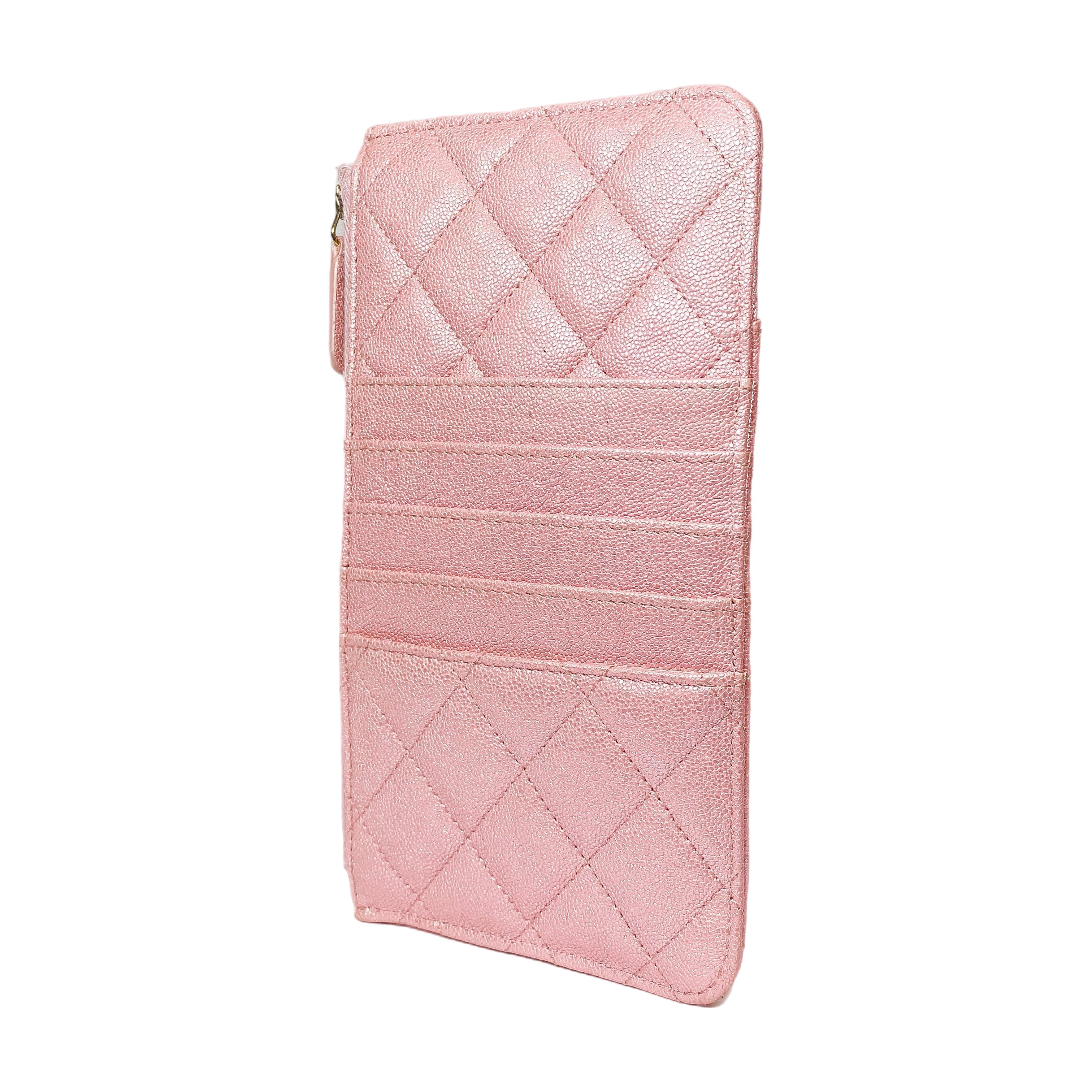 CHANEL ピンク iPhone Chanel iPhone 12 Pro Pink Caviar Leather Phone Case With Chain