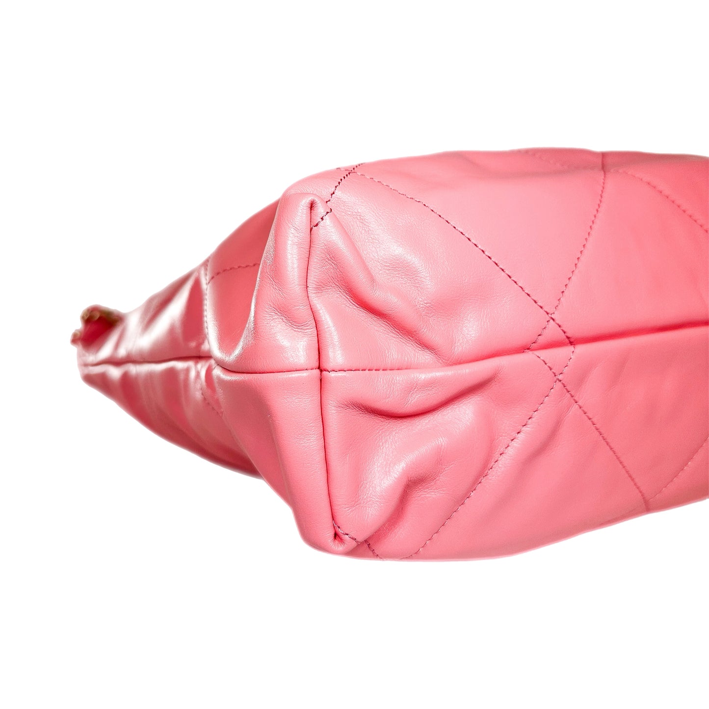 Chanel 22 Large Coral Pink