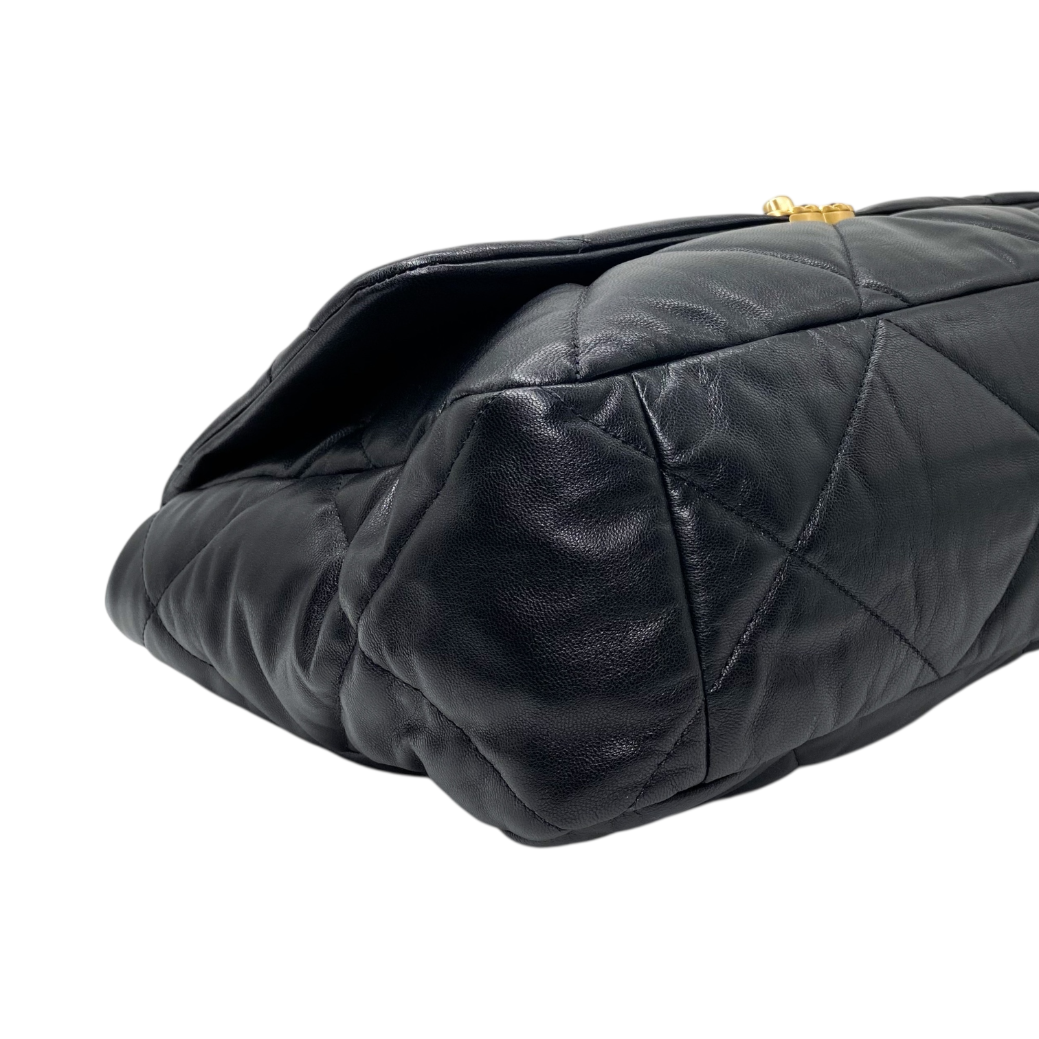 Chanel 19 Maxi Black