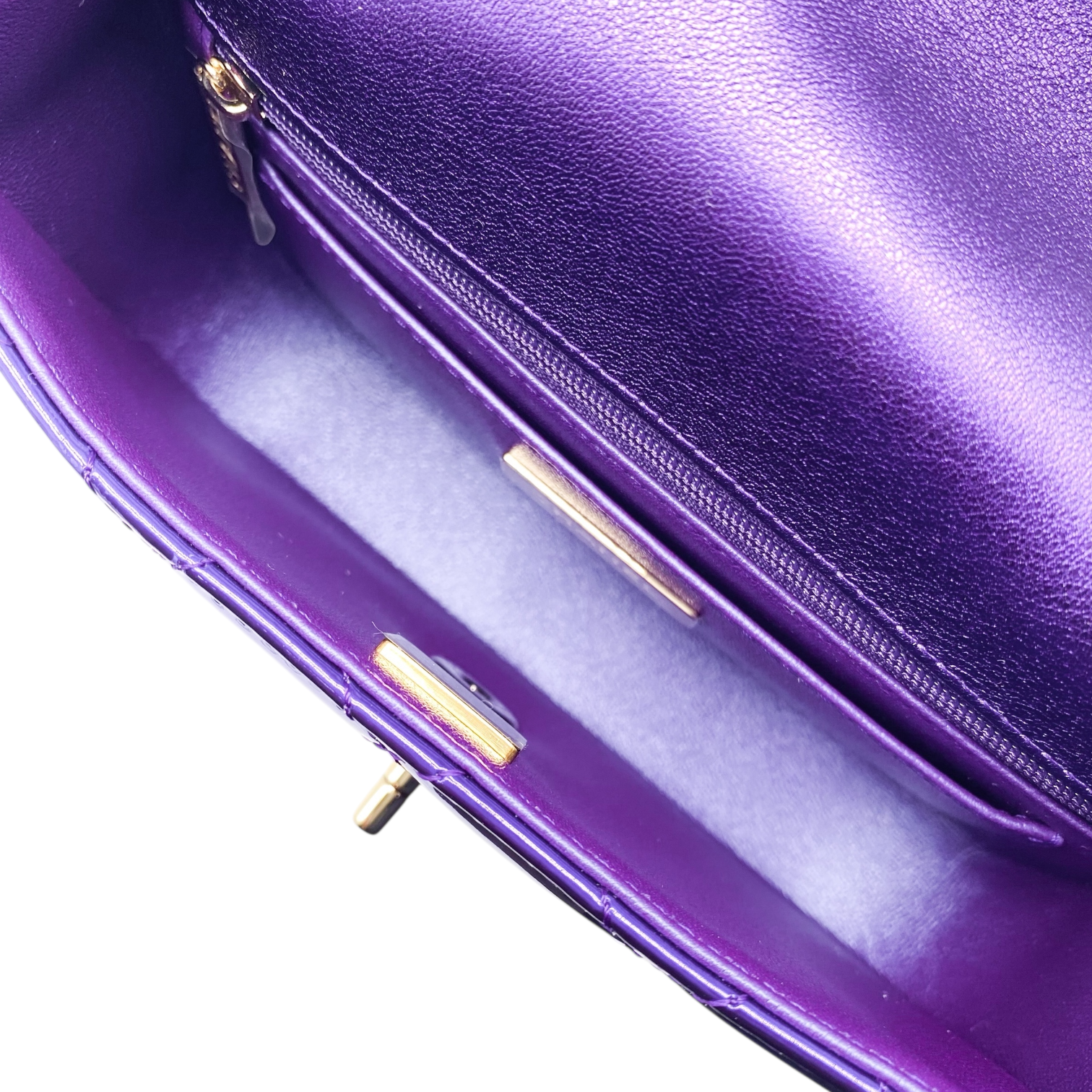 Chanel Purple Mirror Hollywood Boulevard Mini Flap With Star Coin Chanel Purple Mirror Hollywood Boulevard Mini Flap With Star Coin