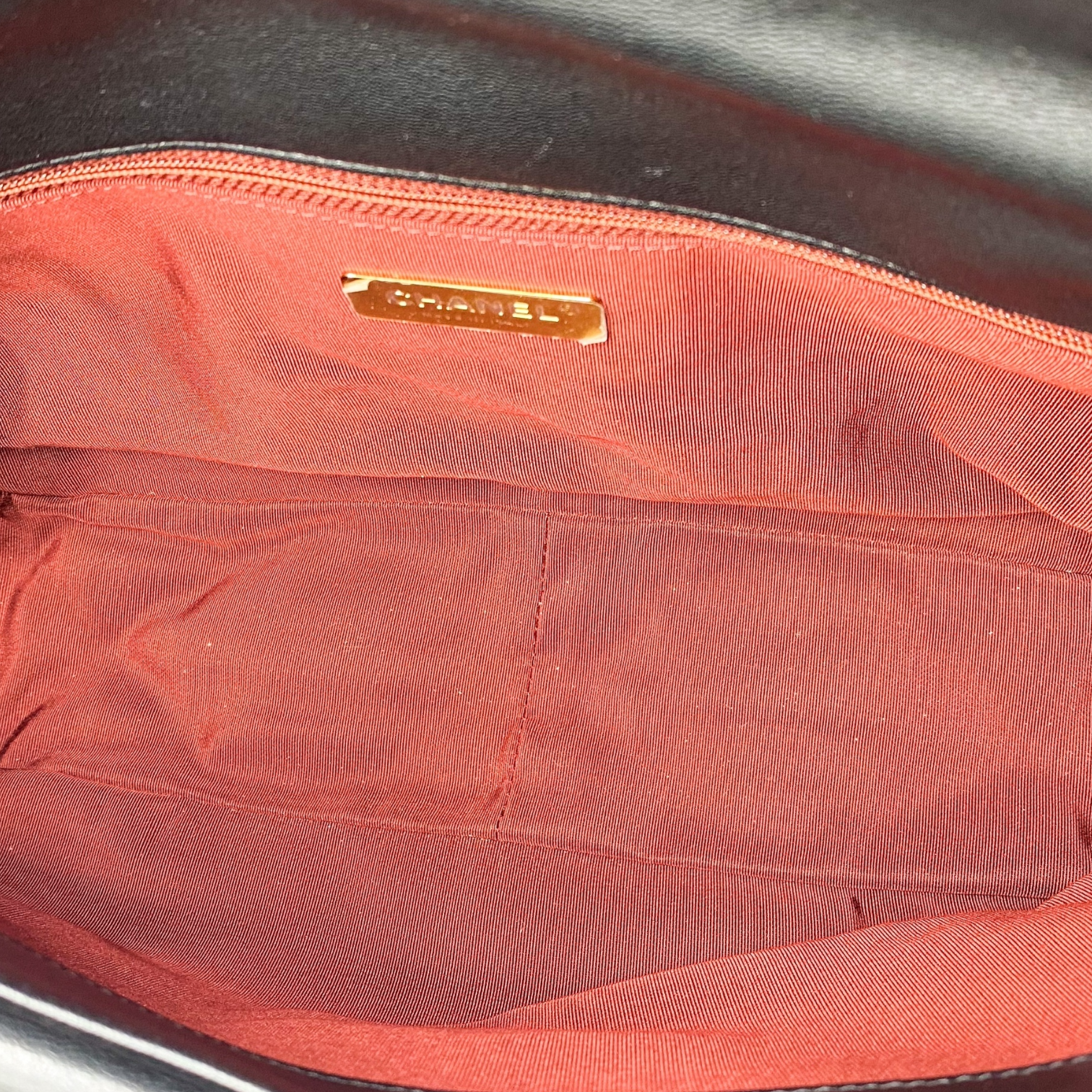 Chanel 19 Maxi Black