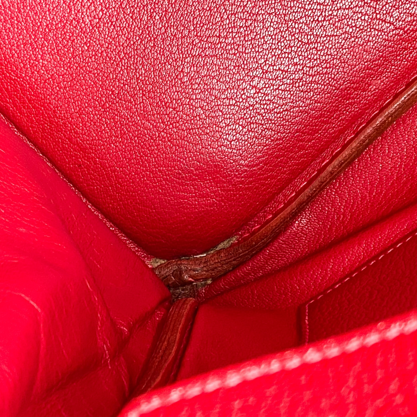 Vintage Hermes 32 Rouge VIF HAC