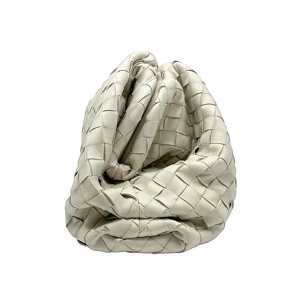 Bottega Veneta The Pouch Leather Clutch in Ecru