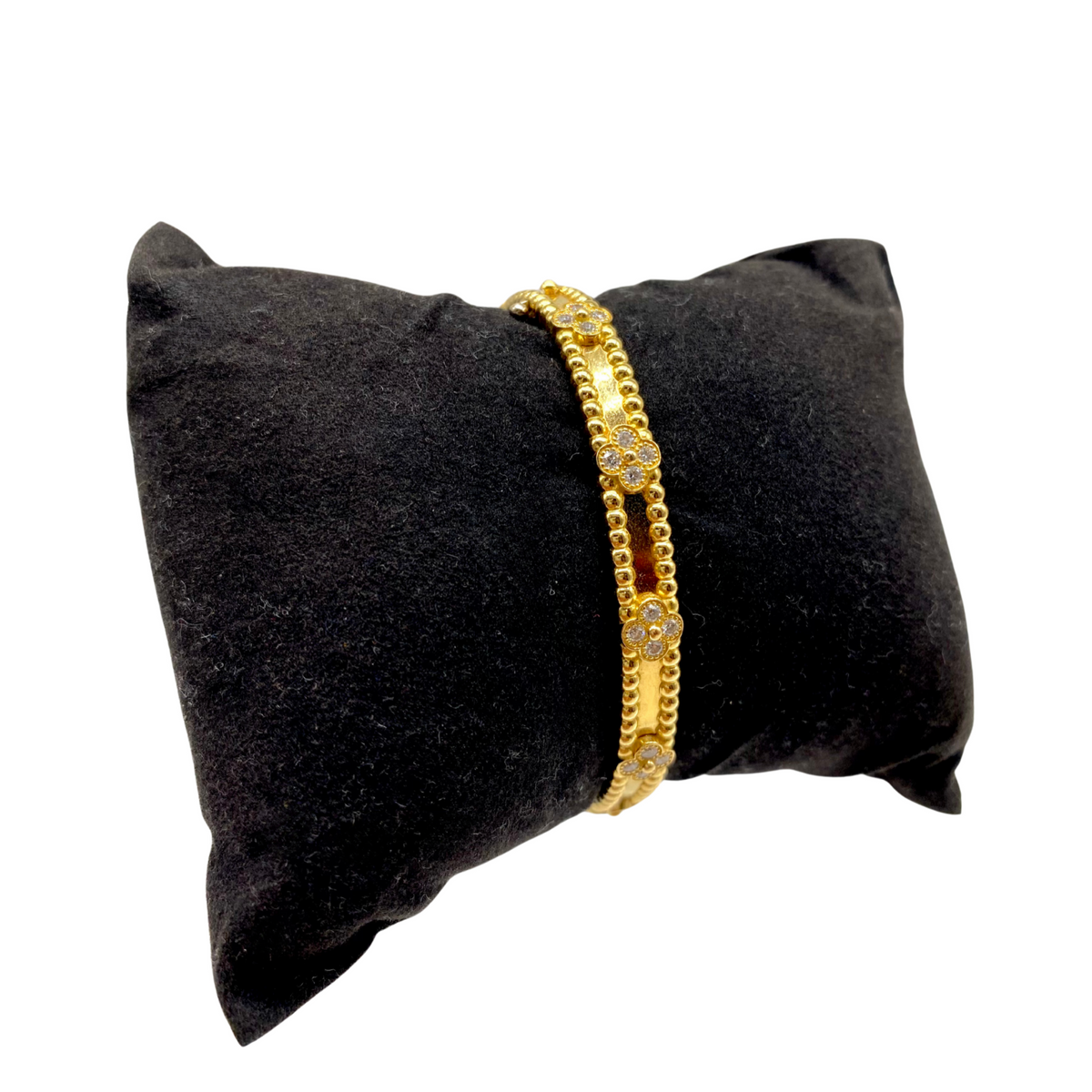 Van Cleef & Arpels Perlée Sweet Clovers Bracelet Gold