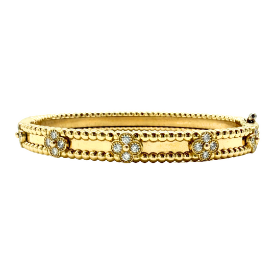 Van Cleef & Arpels Perlée Sweet Clovers Bracelet Gold