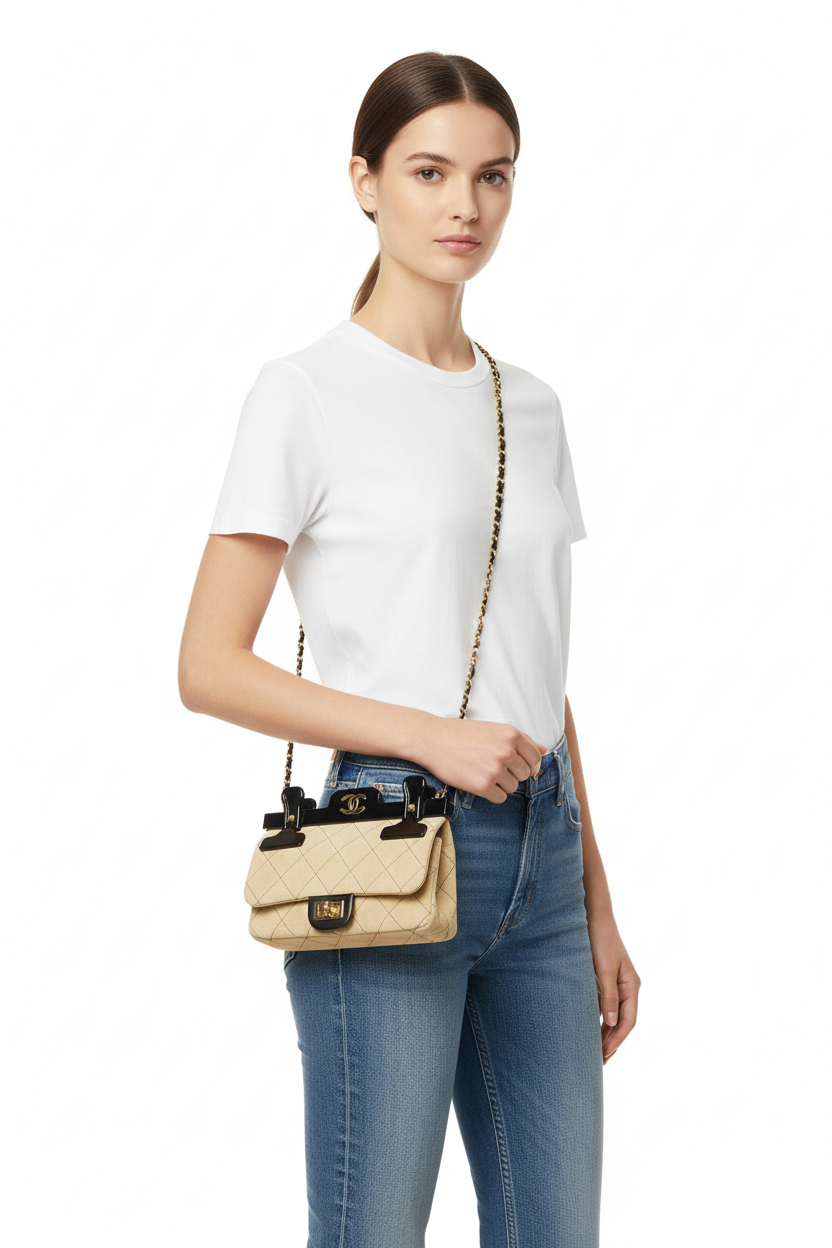 Chanel beige black 2.55 reissue on model