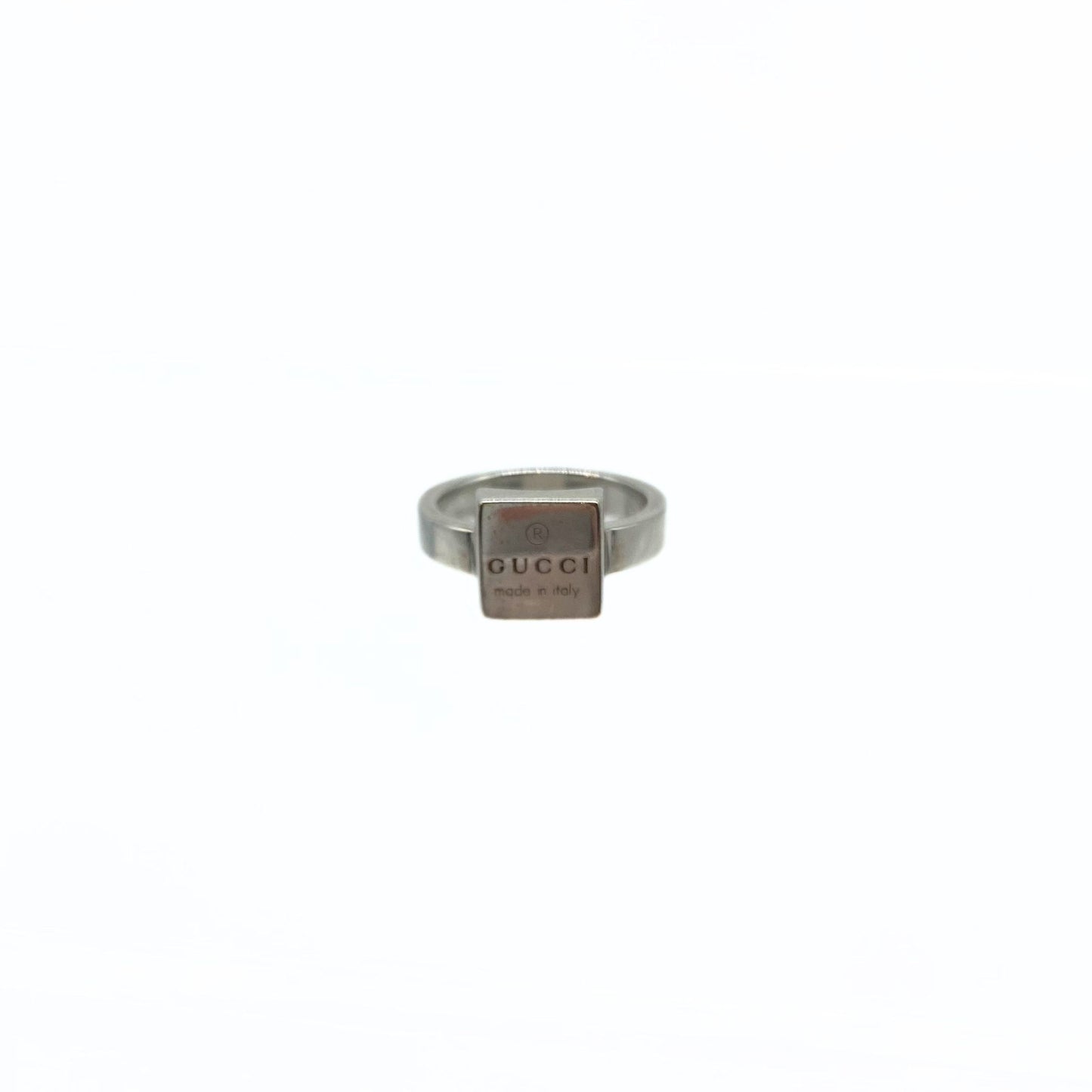 Gucci Trademark Square Top Logo Ring in Sterling Silver