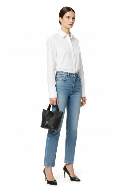 Hermès Picotin 22 on model - compact size