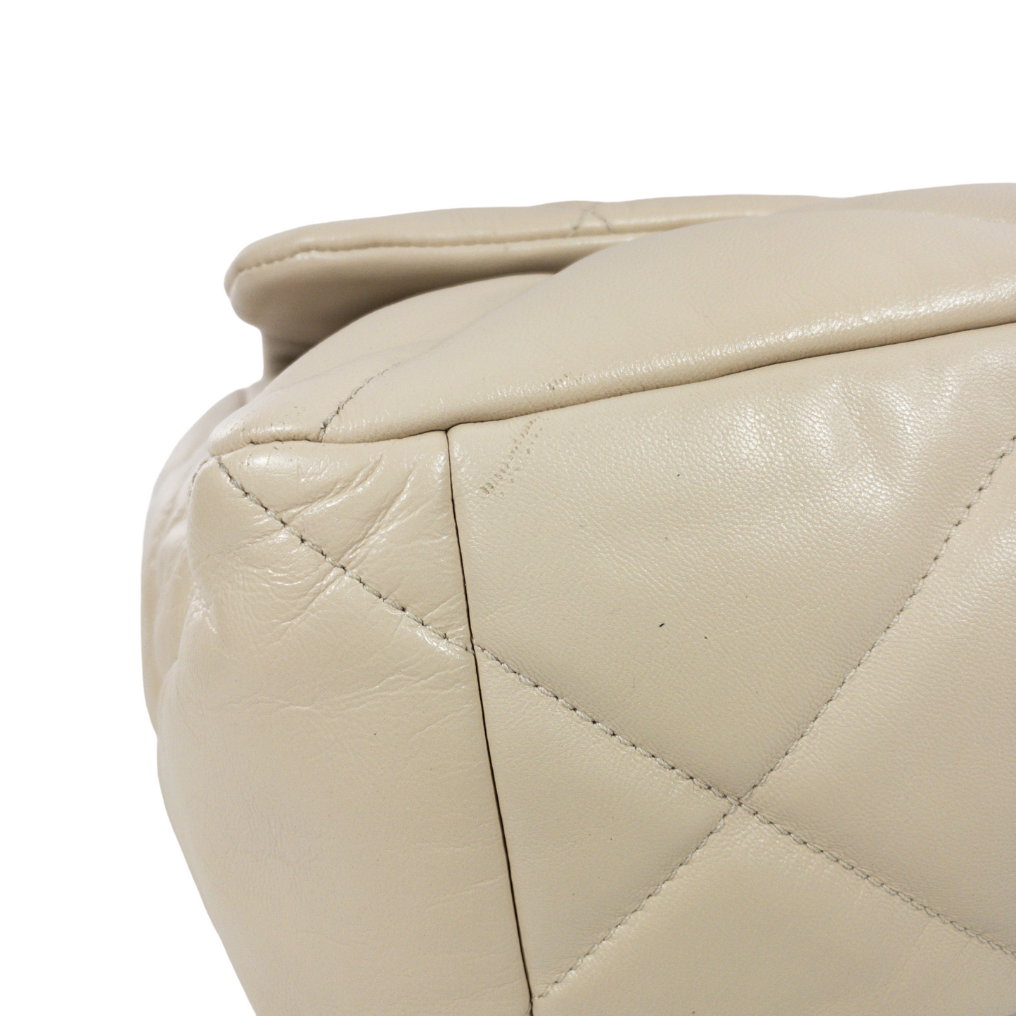 Chanel Maxi 19 Beige