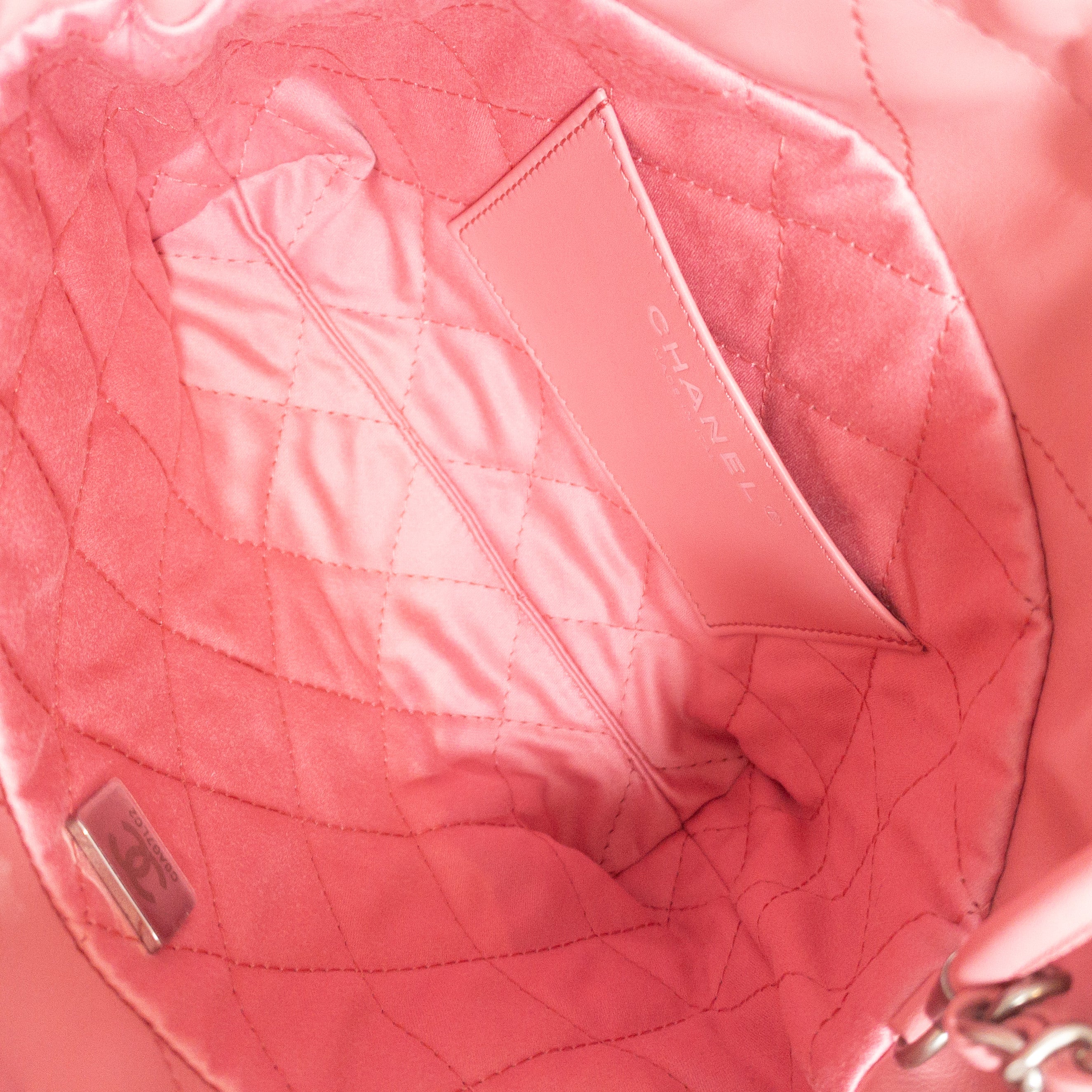 Chanel Chanel 22 Mini Handbag As3980 B10681 NN489 , Pink, One Size