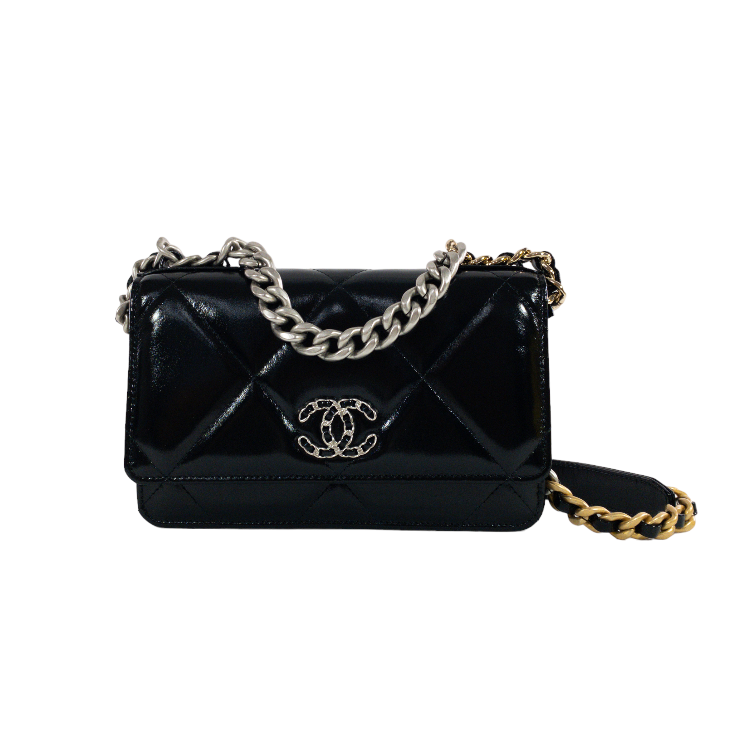 Chanel Black Shiny Calfskin 19 WOC