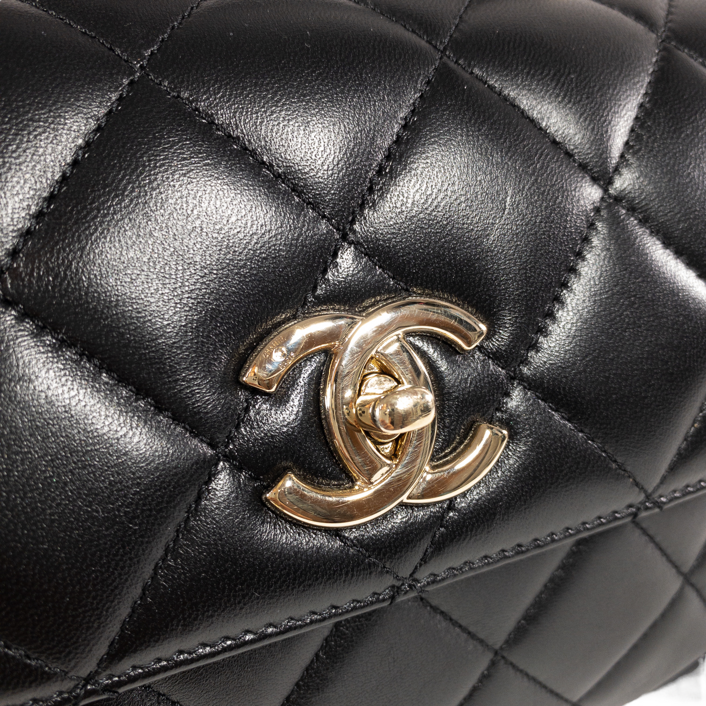 Chanel Medium Black Trendy CC GHW