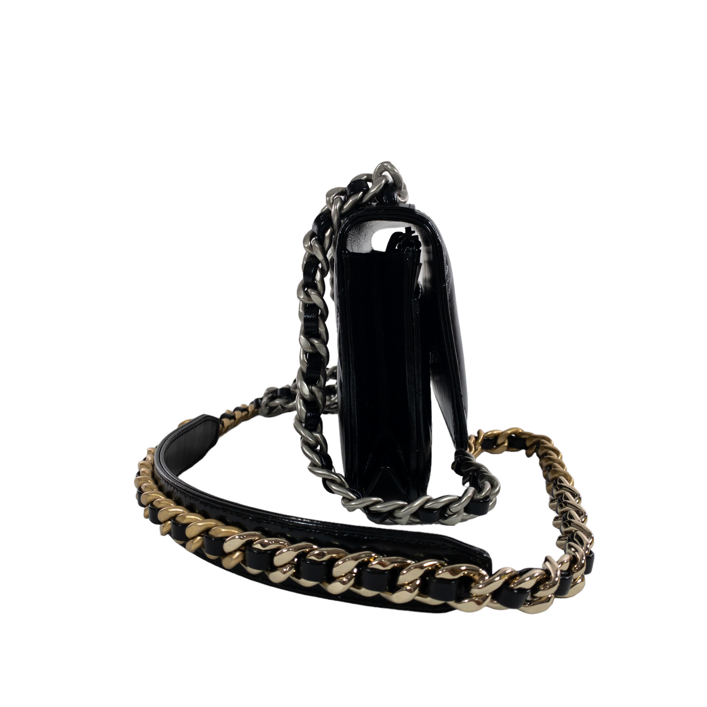 Chanel Black Shiny Calfskin 19 WOC