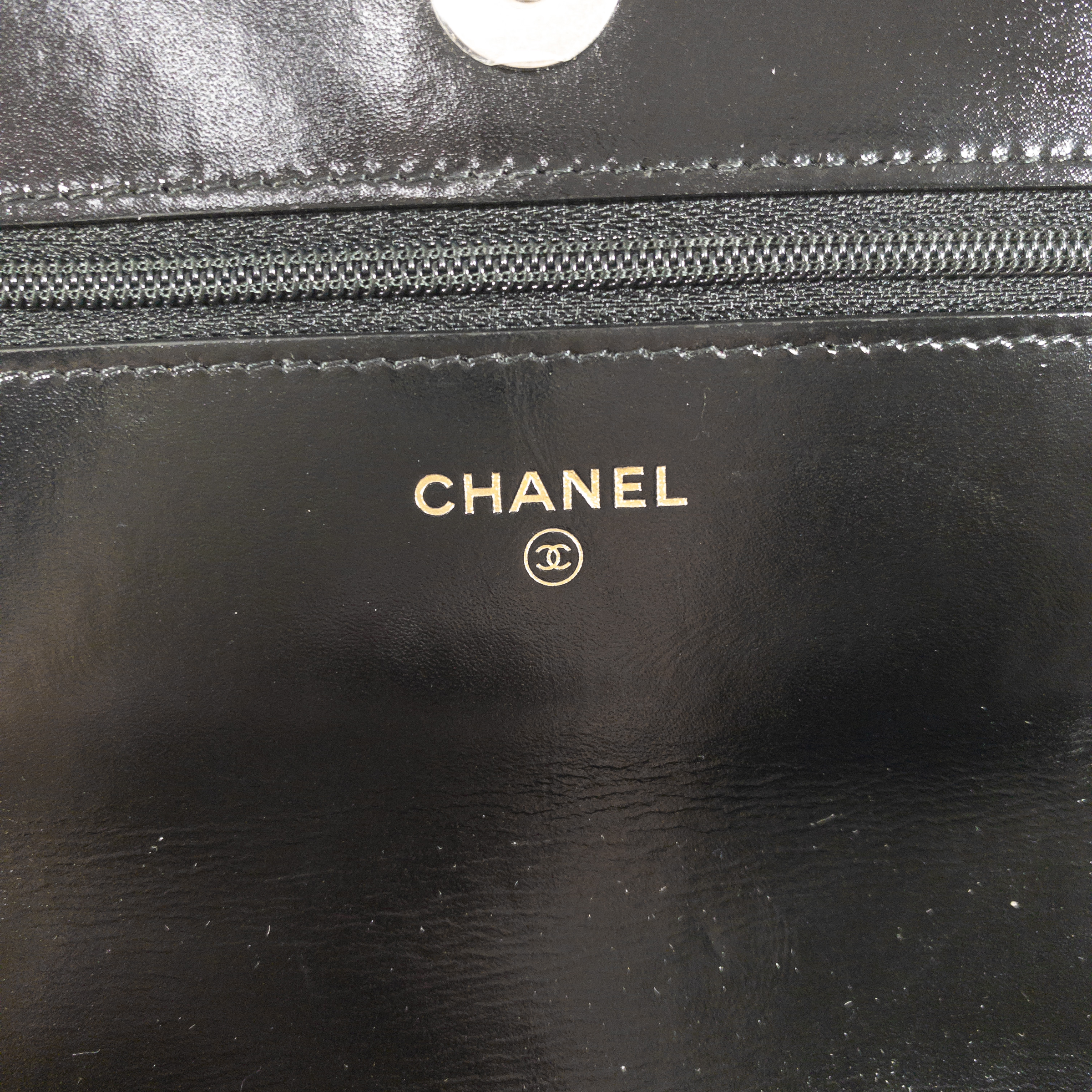 Chanel Black Shiny Calfskin 19 WOC