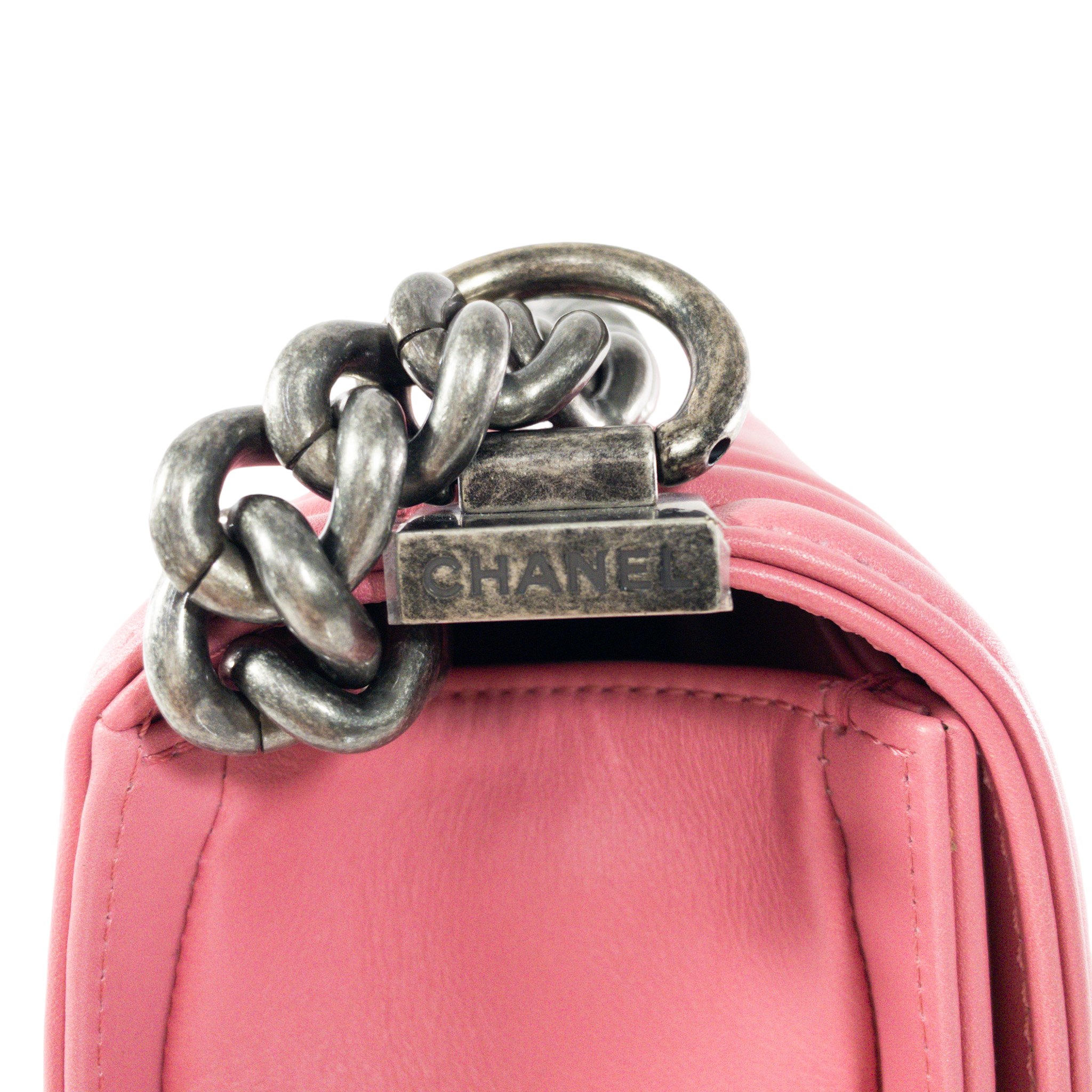 Chanel Pink Chevron Medium Boy RHW – Consign of the Times ™