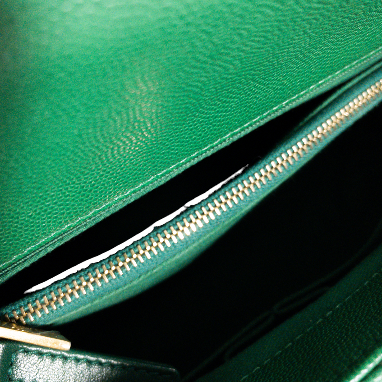 Chanel Medium Coco Handle Green Caviar GHW